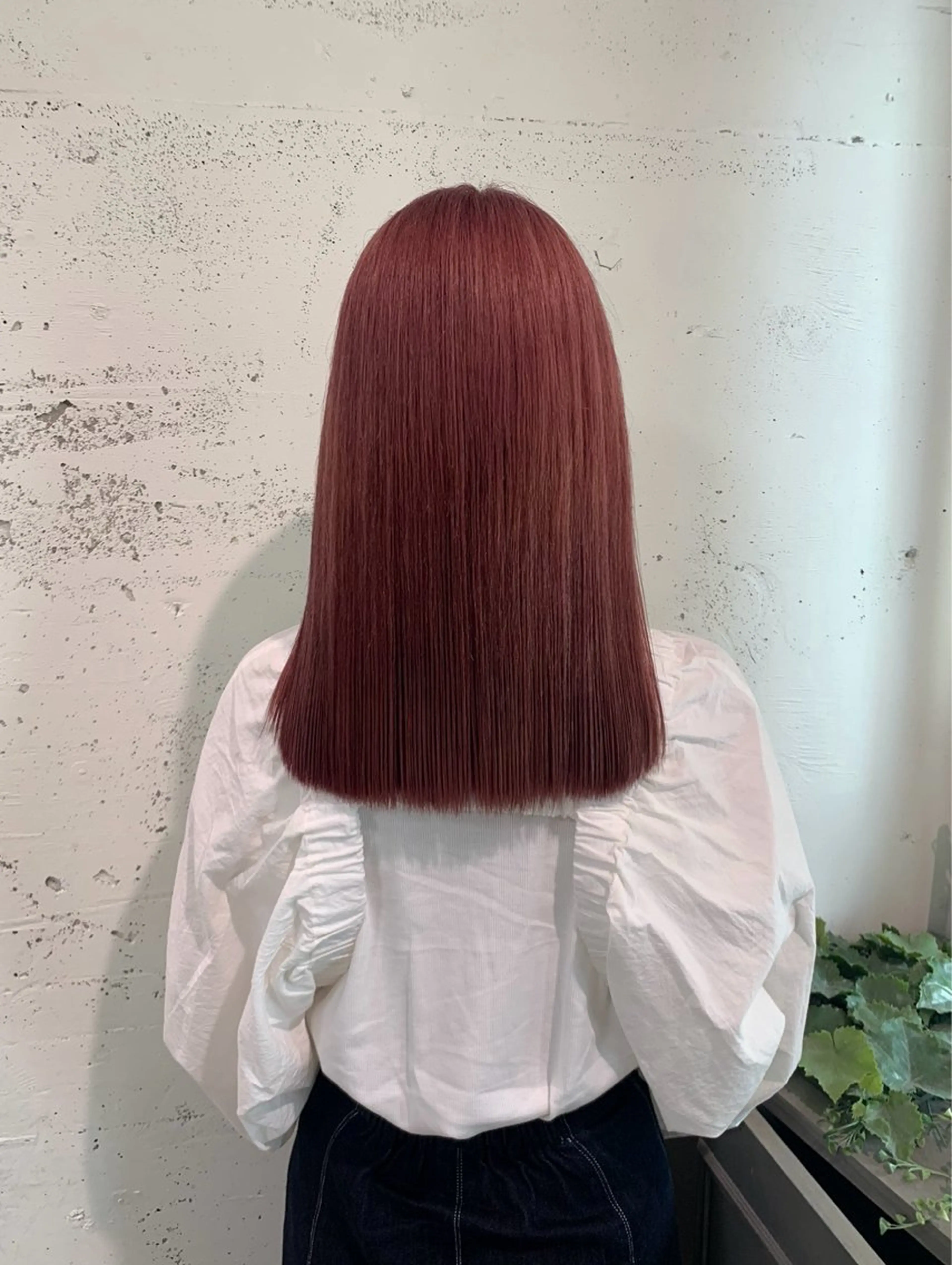 セミロング カラー ピンクカラー 透明感カラー🎀／ 寒色カラー／マツエクのヘアスタイル