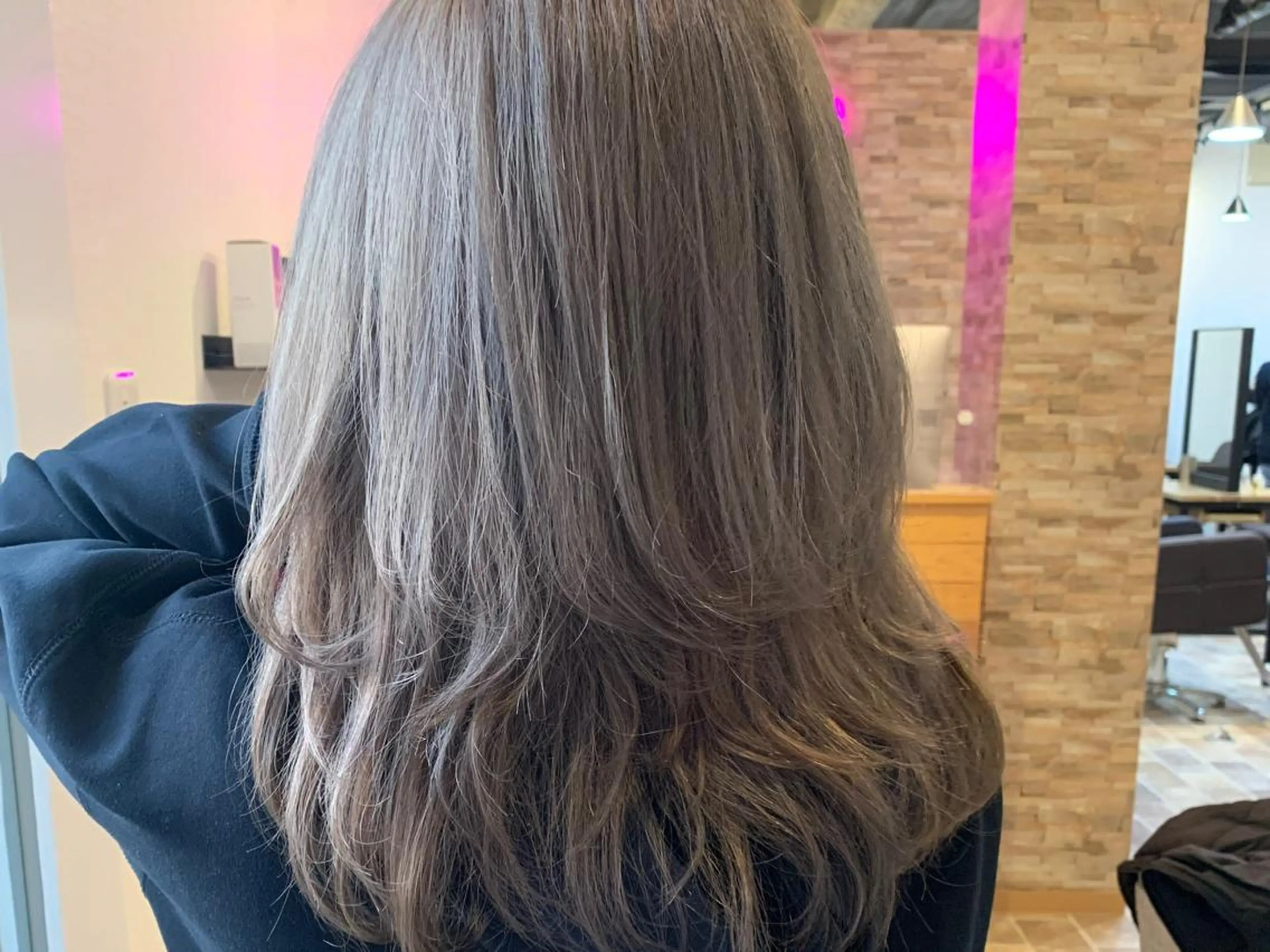 セミロング カラー ヘアカラー&縮毛矯正 STAR☆RIVERのヘアスタイル