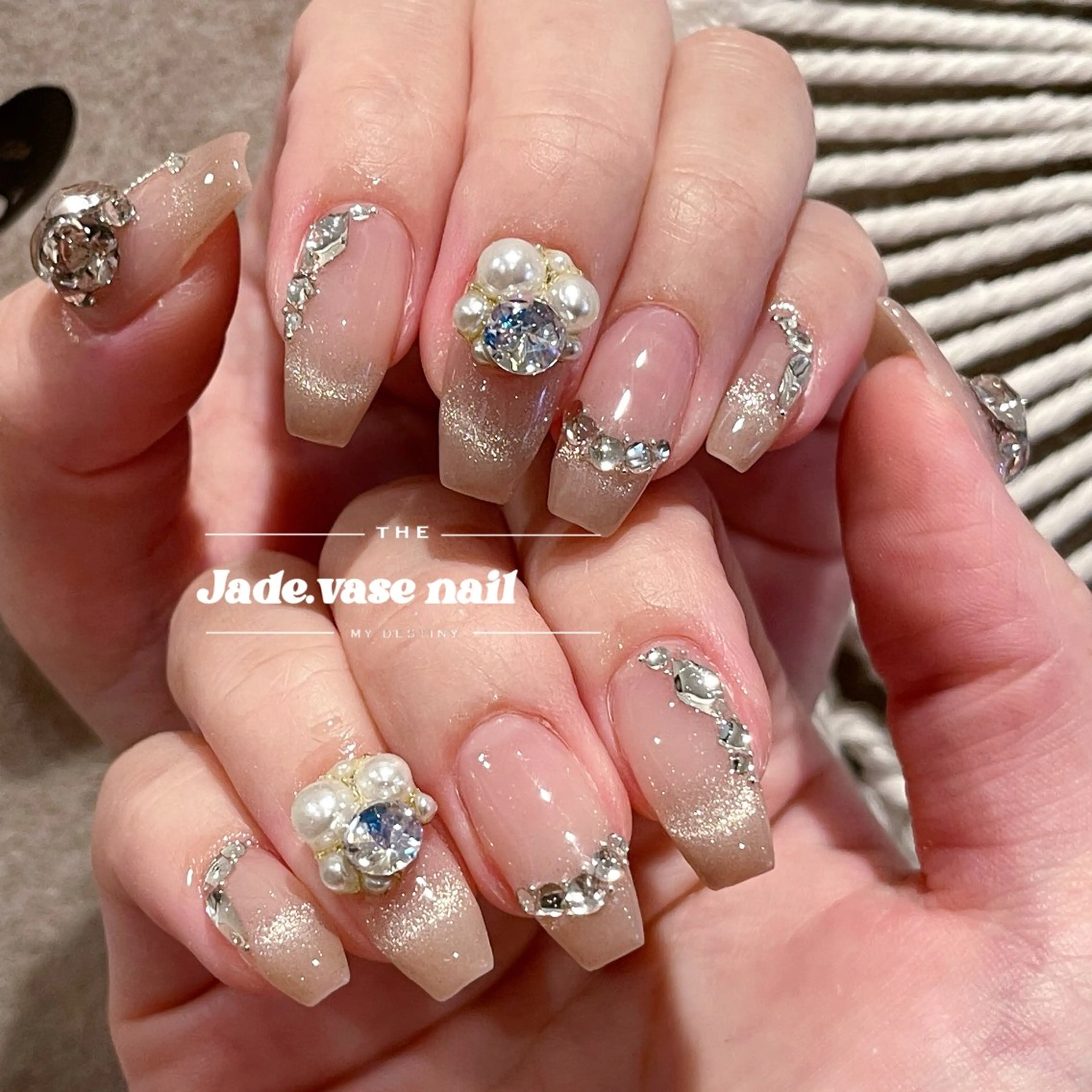ネイル ハンドネイル ハンドケア ✰Jade.vase 银座のネイルデザイン
