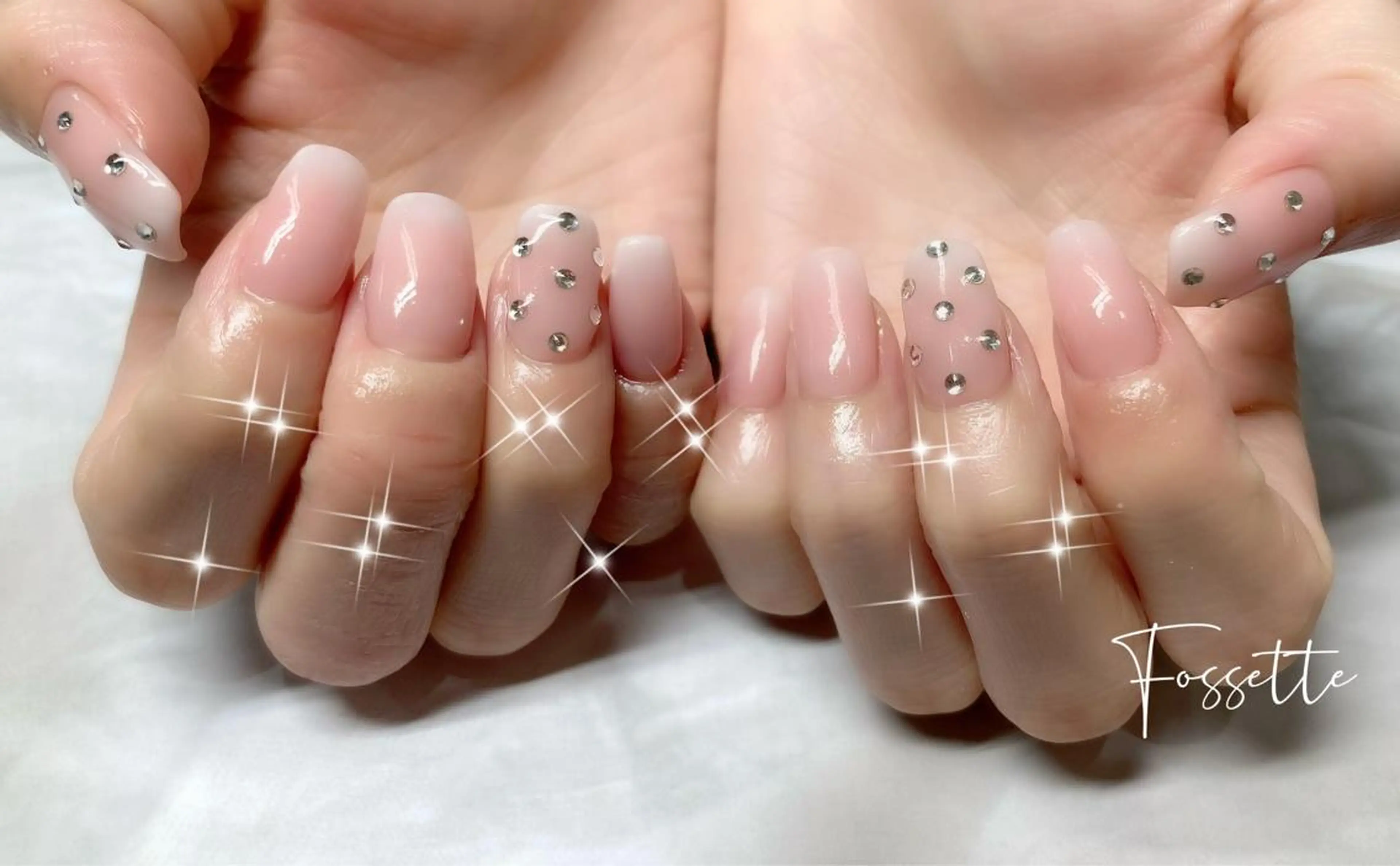 ネイル グラデーション 韓国ネイル シンプルネイル ハンドネイル nailsalon Fossetteのネイルデザイン