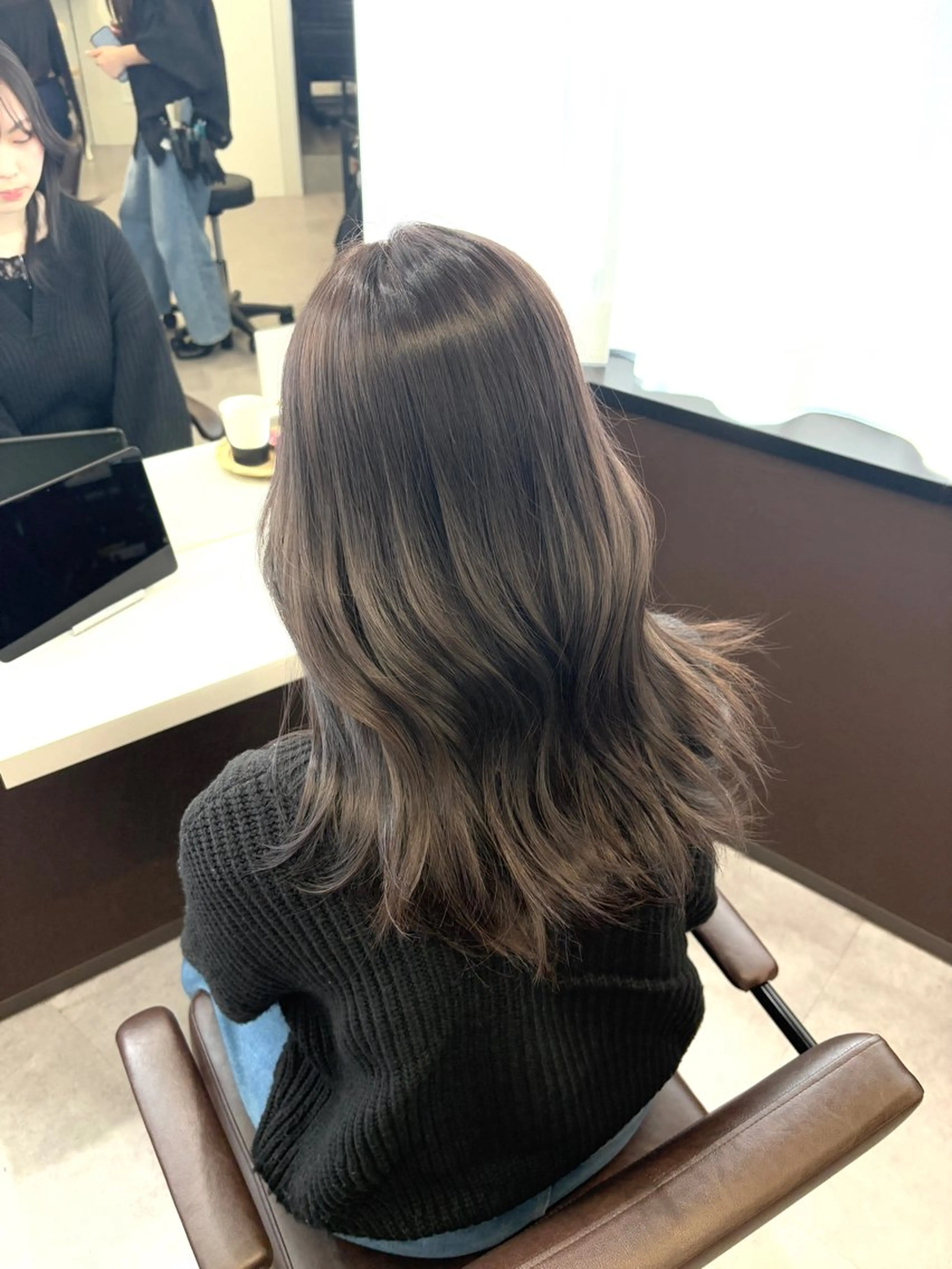 セミロング カラー 韓国×髪質改善カラー 💎hinaのヘアスタイル