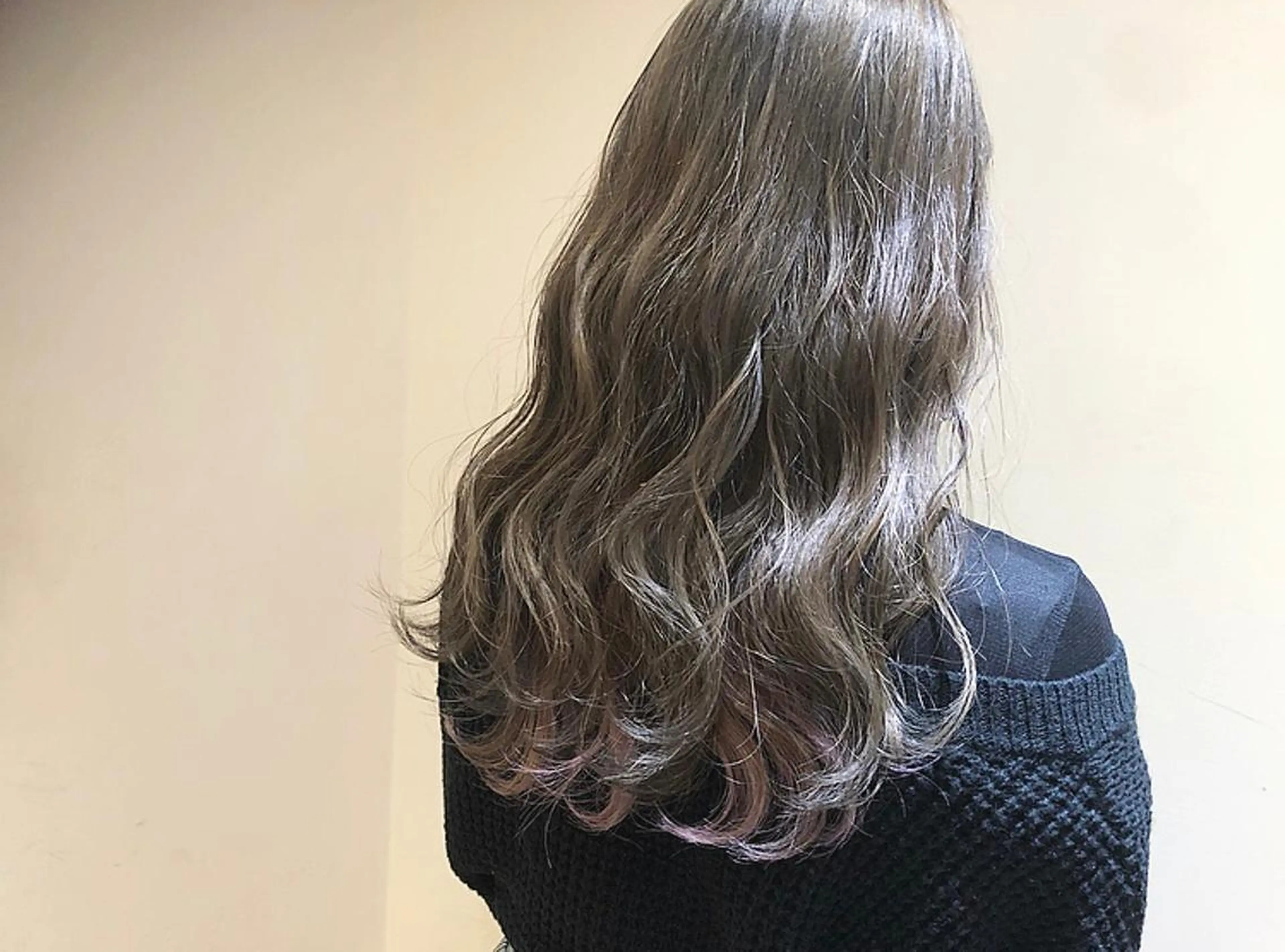 ロング カラー ヘアアレンジ ハイライトカラー インナーカラー ハイライト 店長/ 加藤 流菜のヘアスタイル
