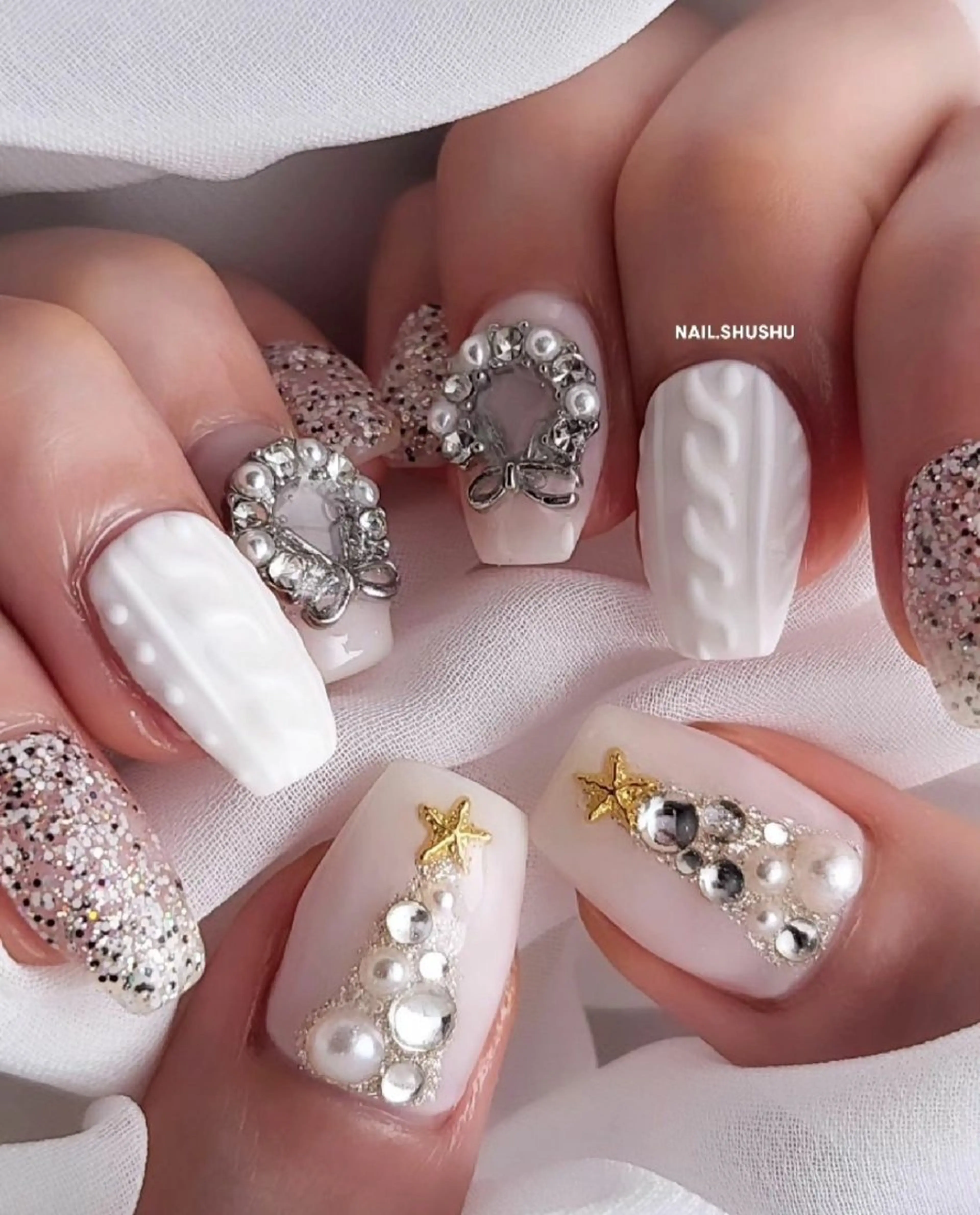 ネイル 持ち込み ニュアンスネイル ワンカラーネイル シンプルネイル 冬ネイル ハンドネイル 3dパーツ/流行り 👧shushu❤️のネイルデザイン