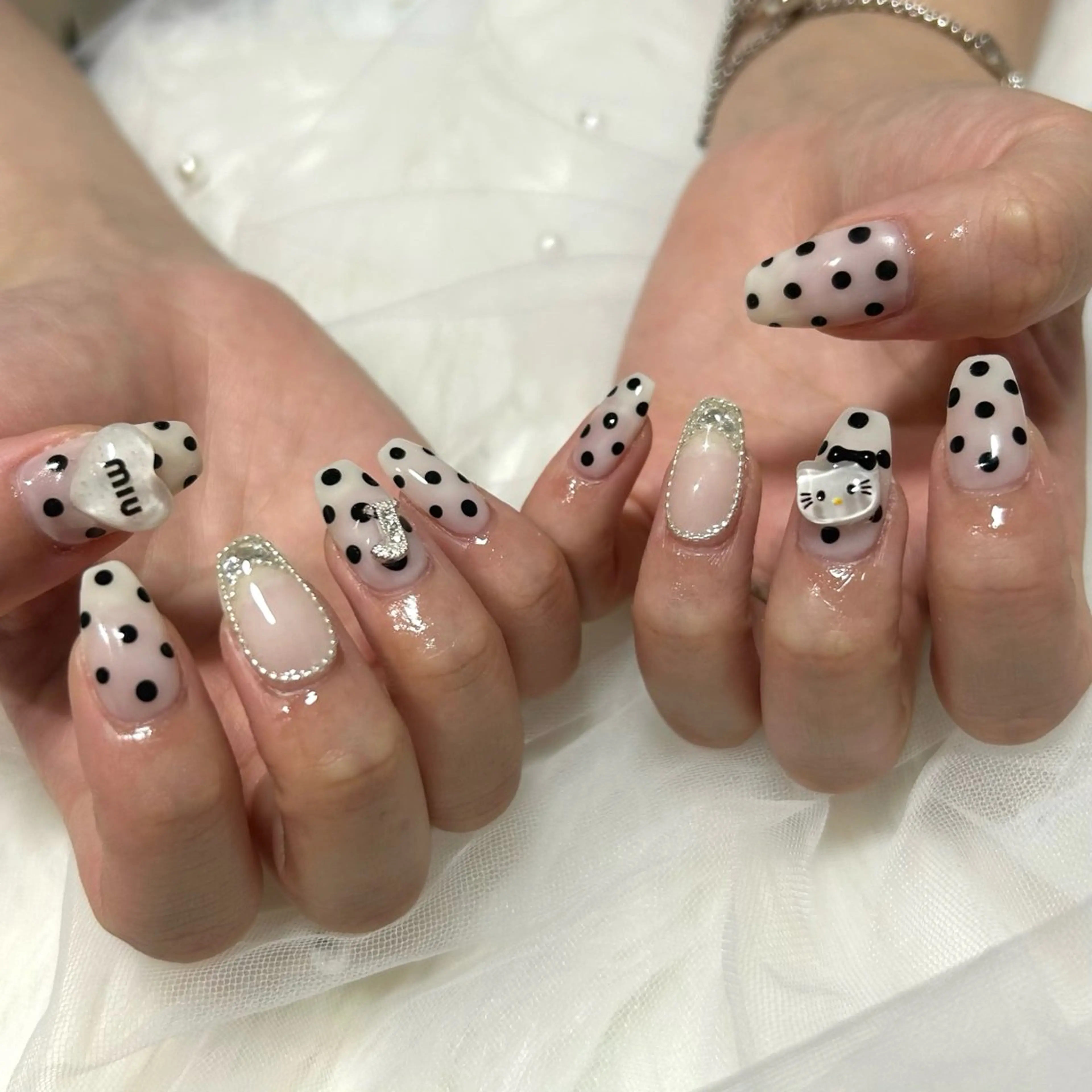 ネイル ハンドネイル nailsalon_ riri♡のネイルデザイン
