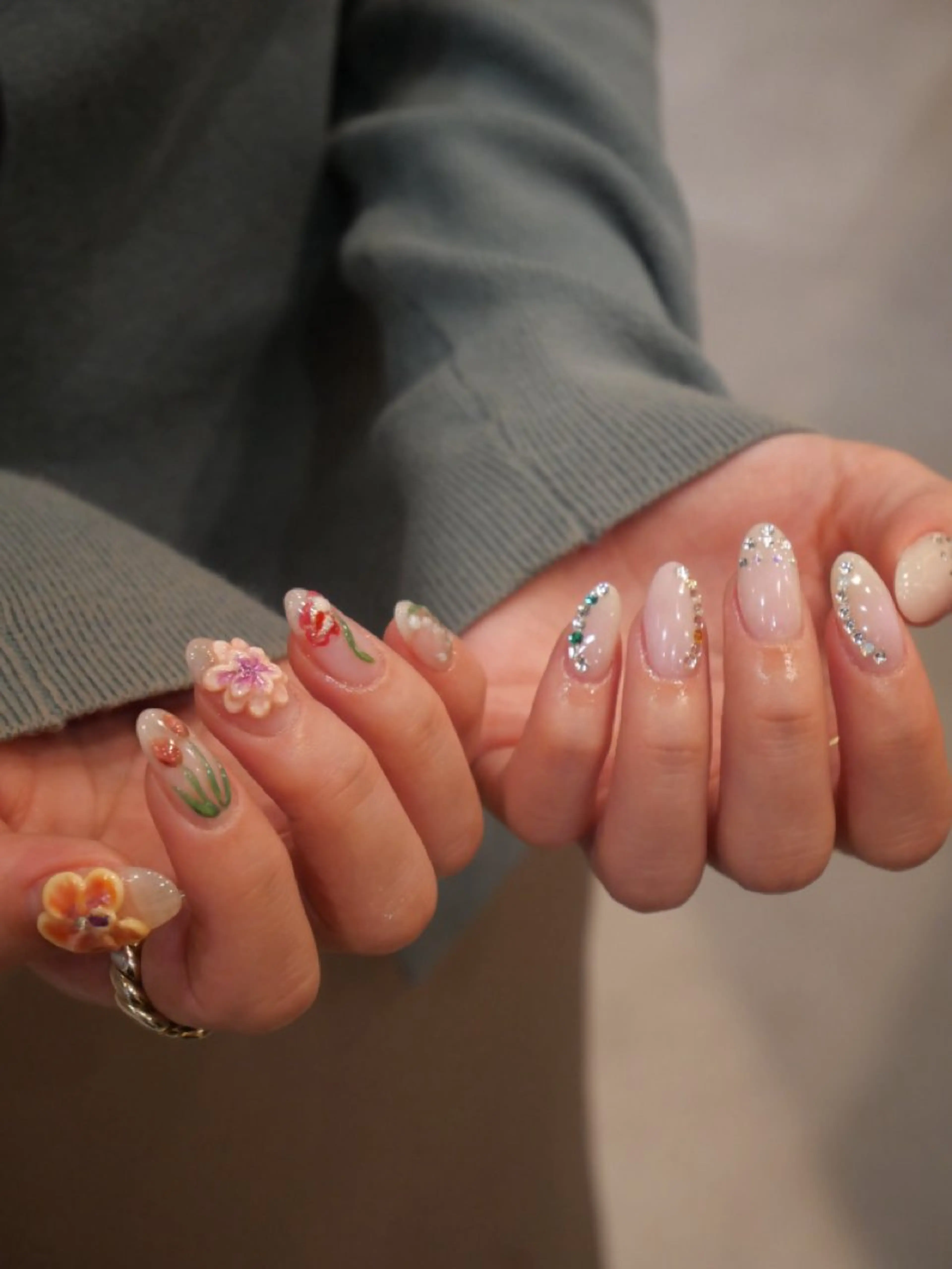 ネイル miku･:*+ angelicaのネイルデザイン