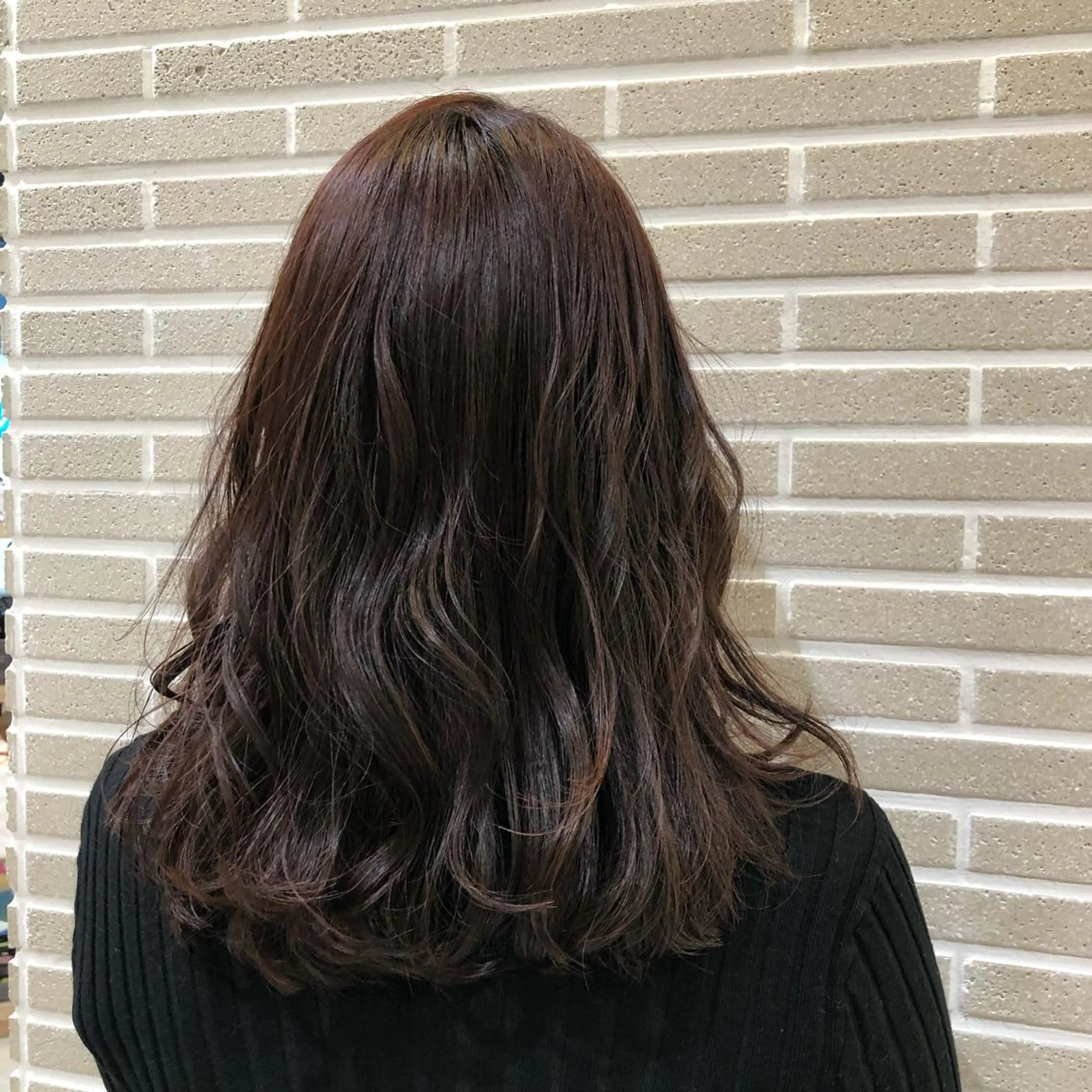 セミロング カット ヘアカラー トリートメント 植田 菜月のヘアスタイル