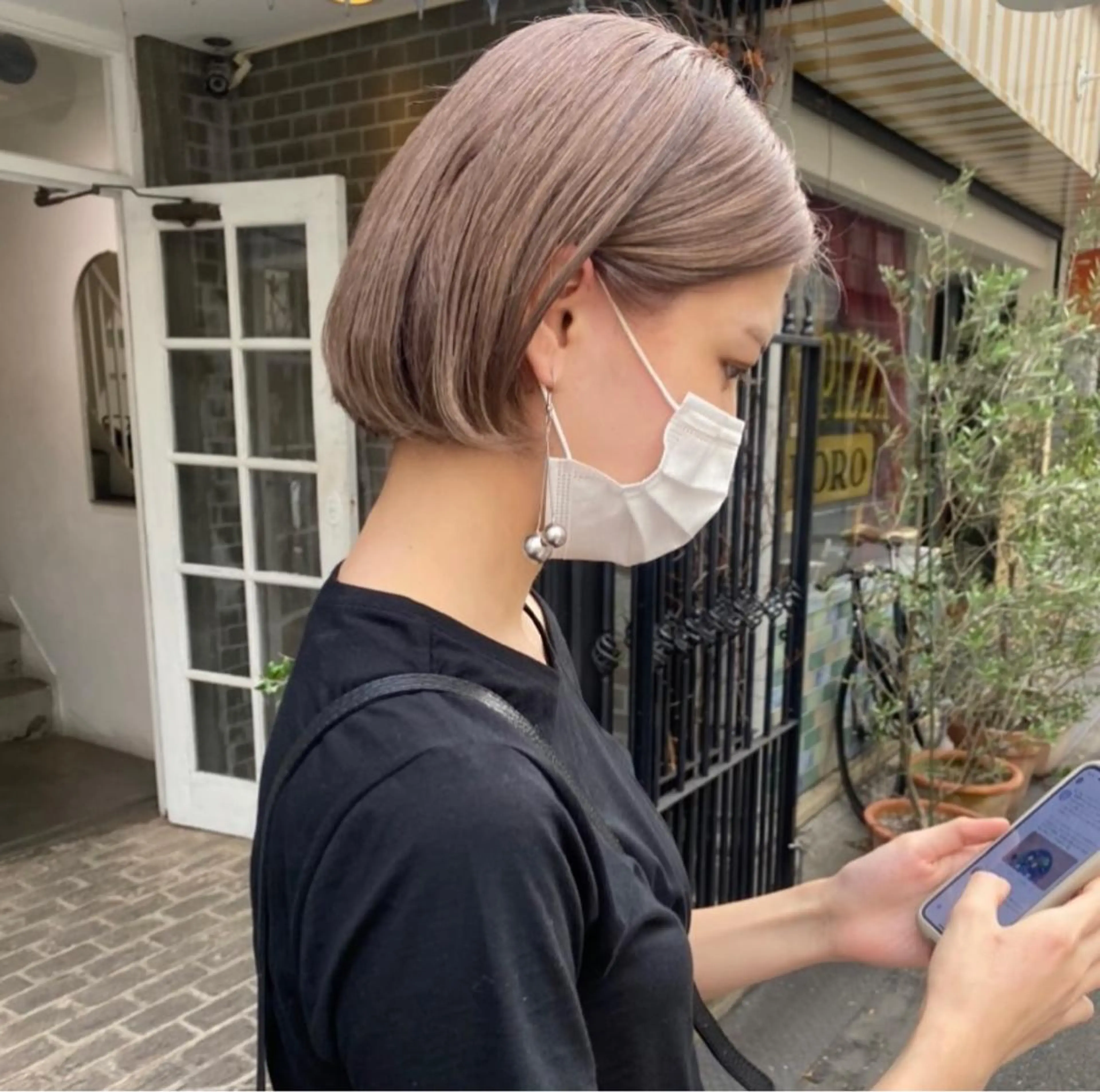 ショート カラー ハイトーンカラー ボブ デザインカラー🥂 YUKAのヘアスタイル