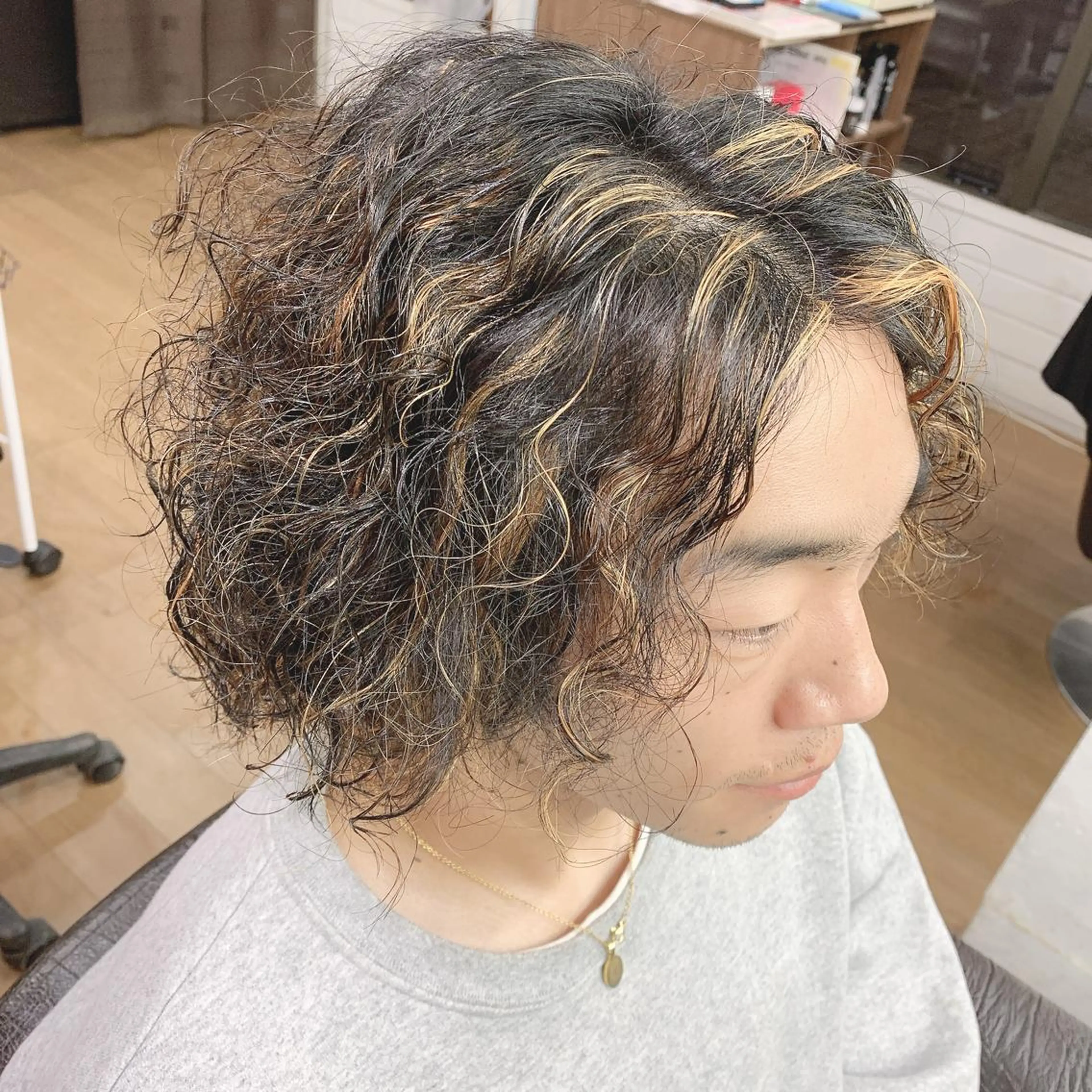 パーマ メンズ R ri R takagiのヘアスタイル
