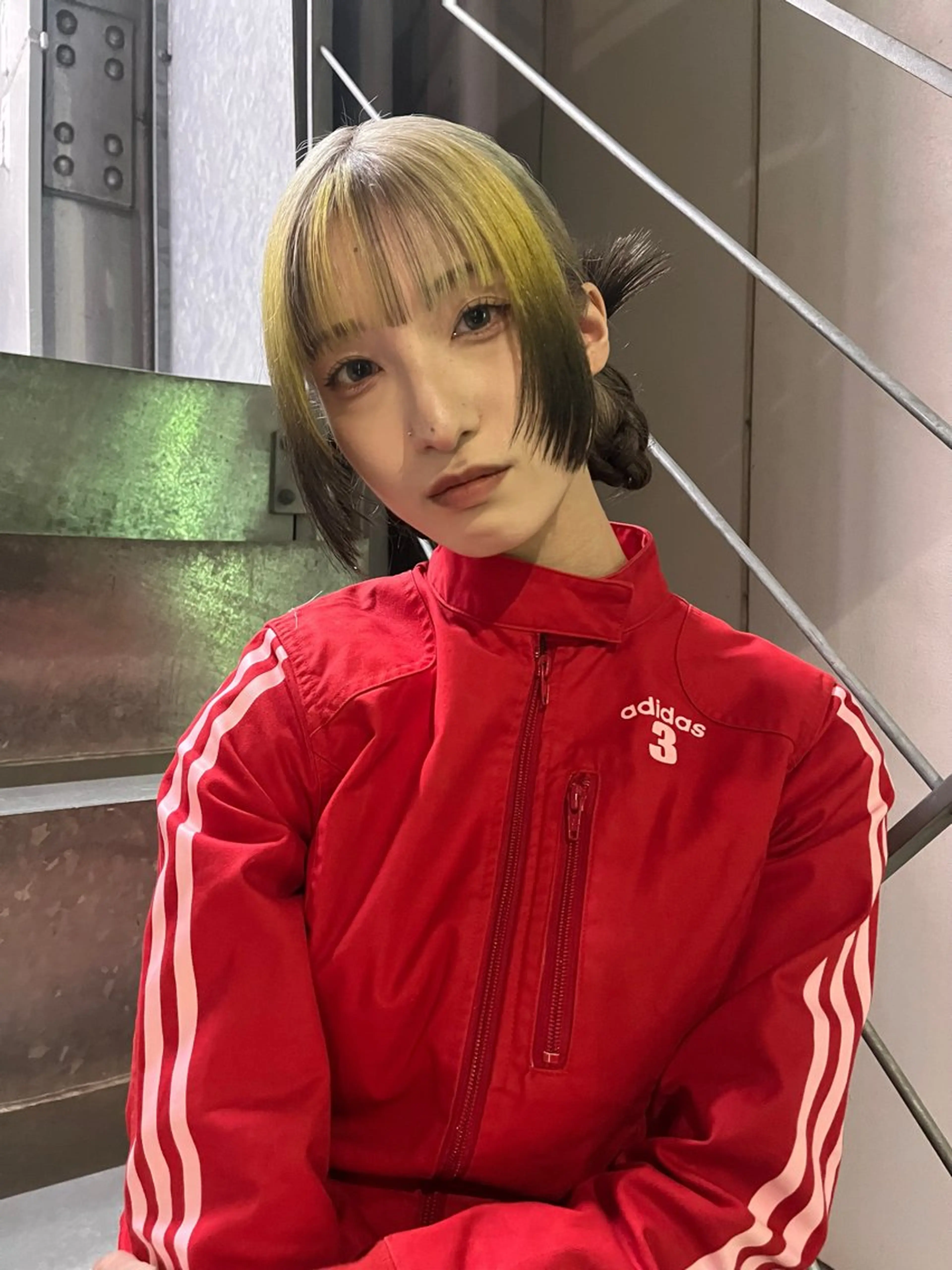 カラー 艶ブリーチ/表参道 ハイトーン /実乃梨のヘアスタイル