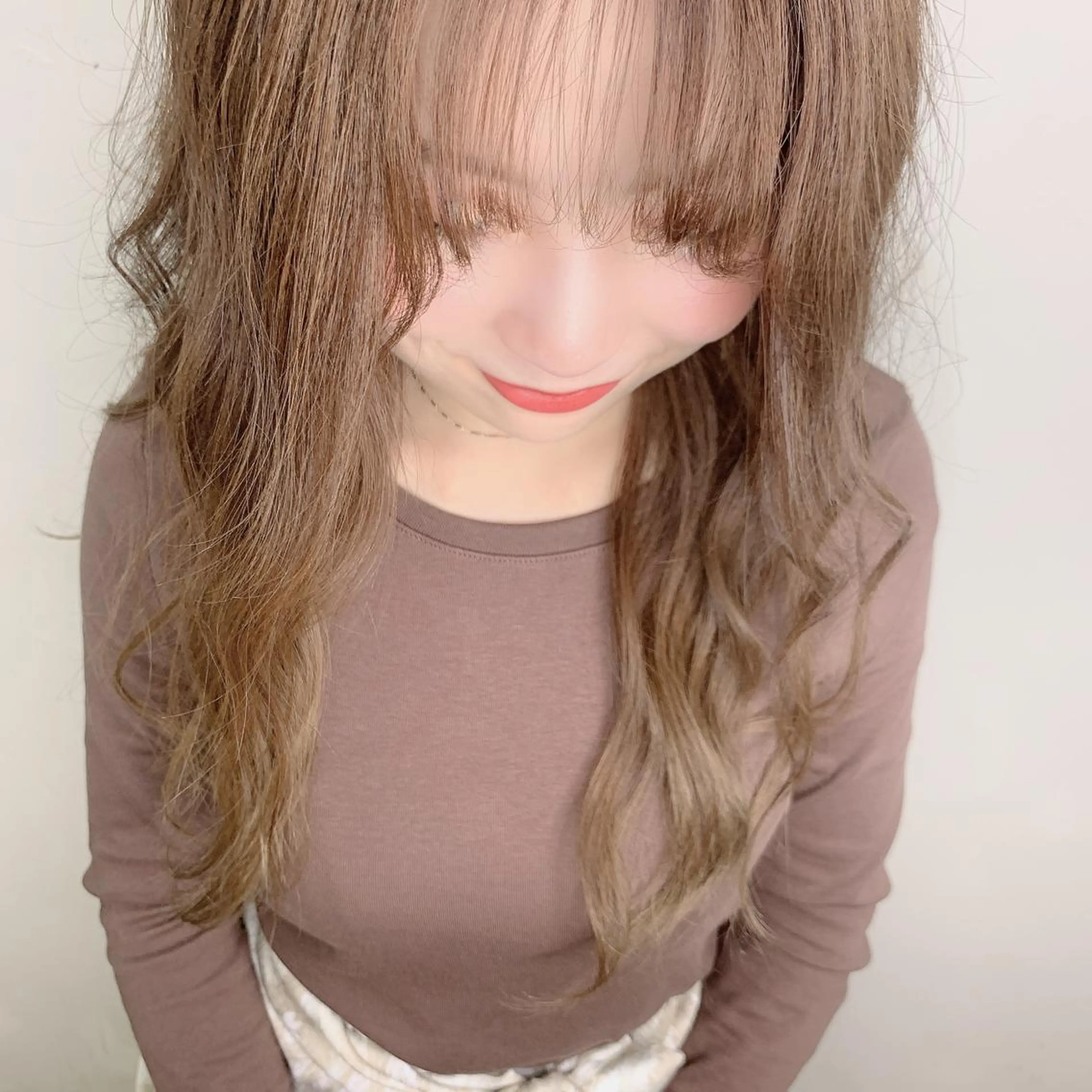 ロング 顔まわりレイヤー/ bob及川亜沙美のヘアスタイル