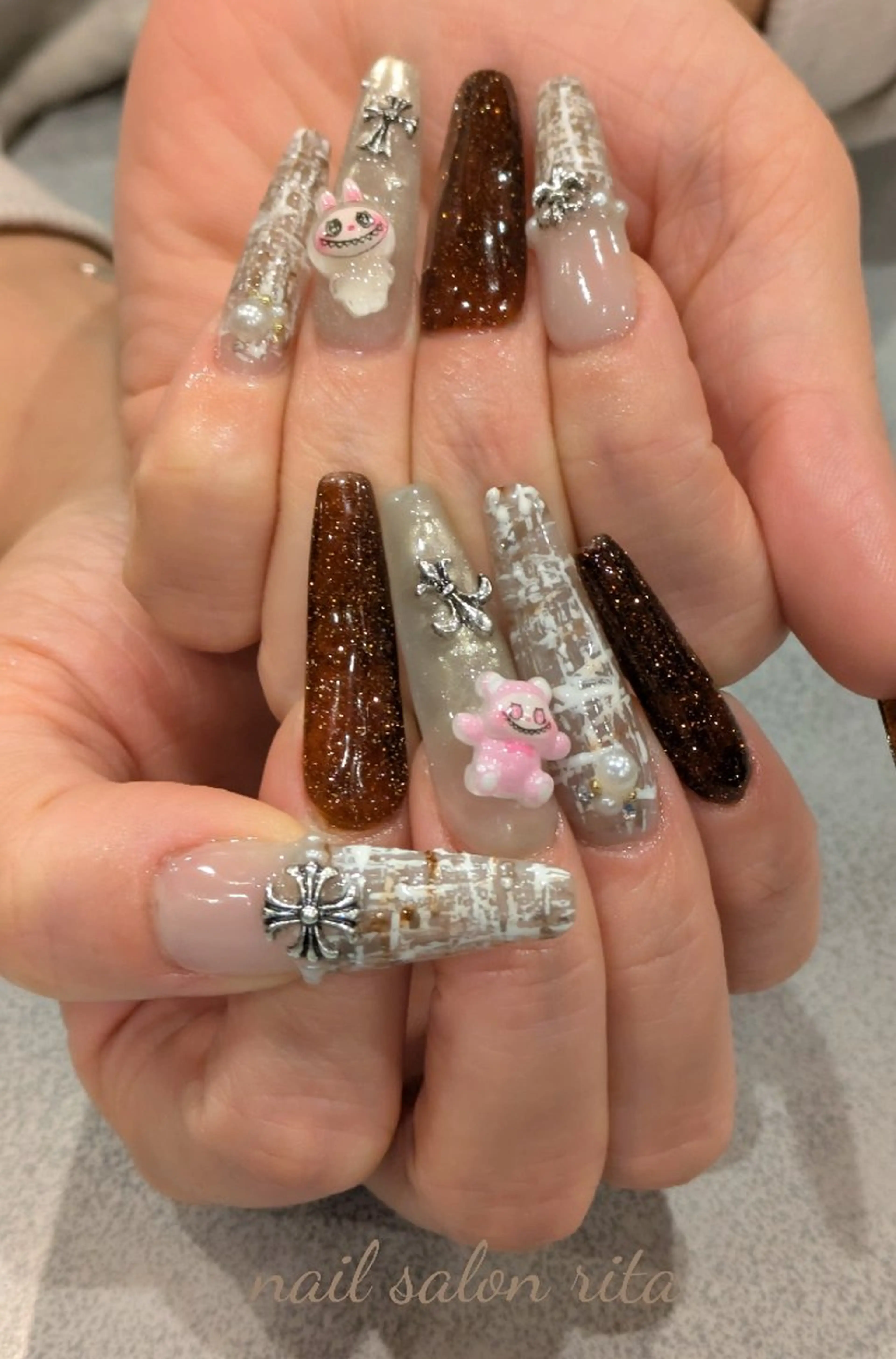 ネイル ハンドネイル nail salon rita所属・柴田 理紗のネイルデザイン