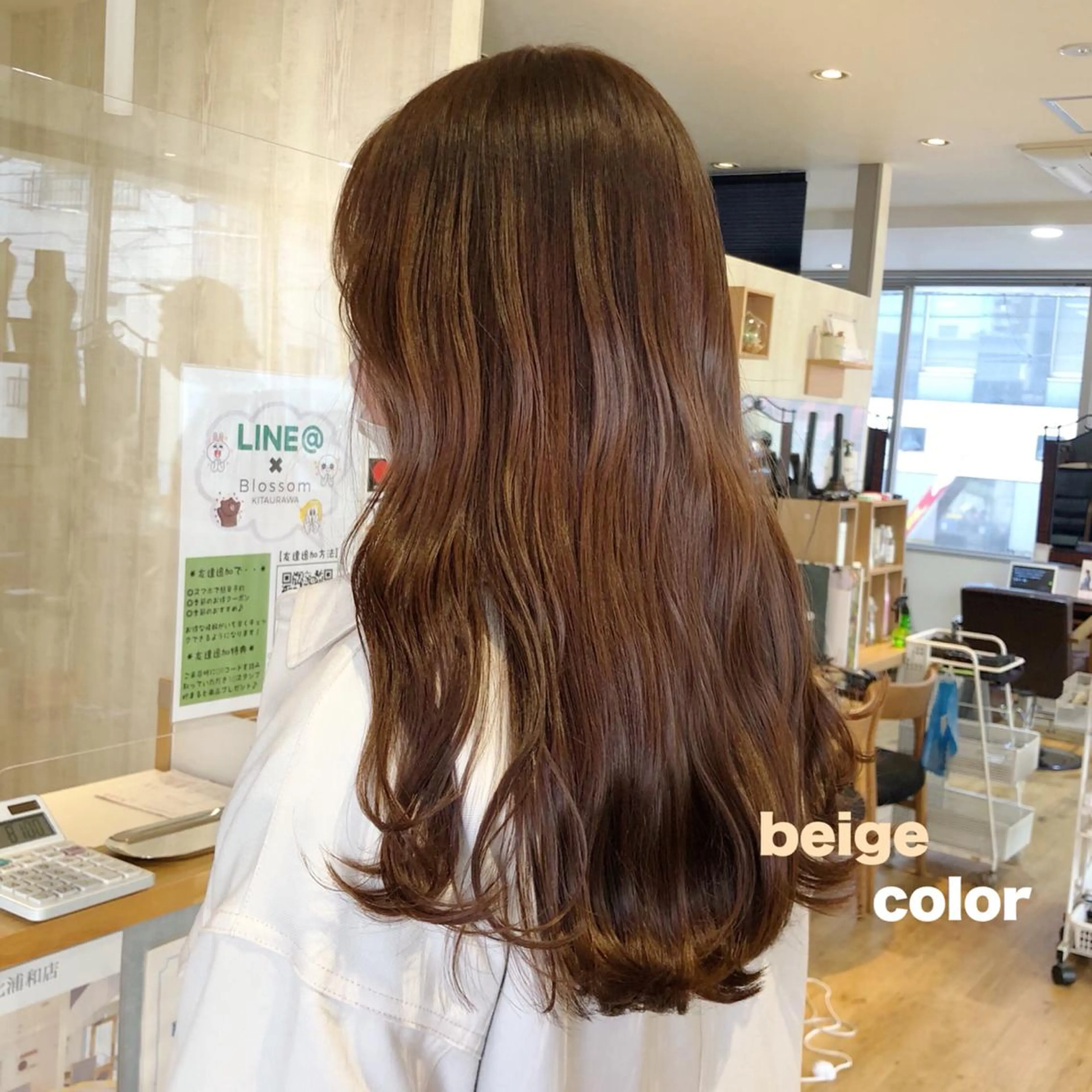 ロング A. Seoのヘアスタイル