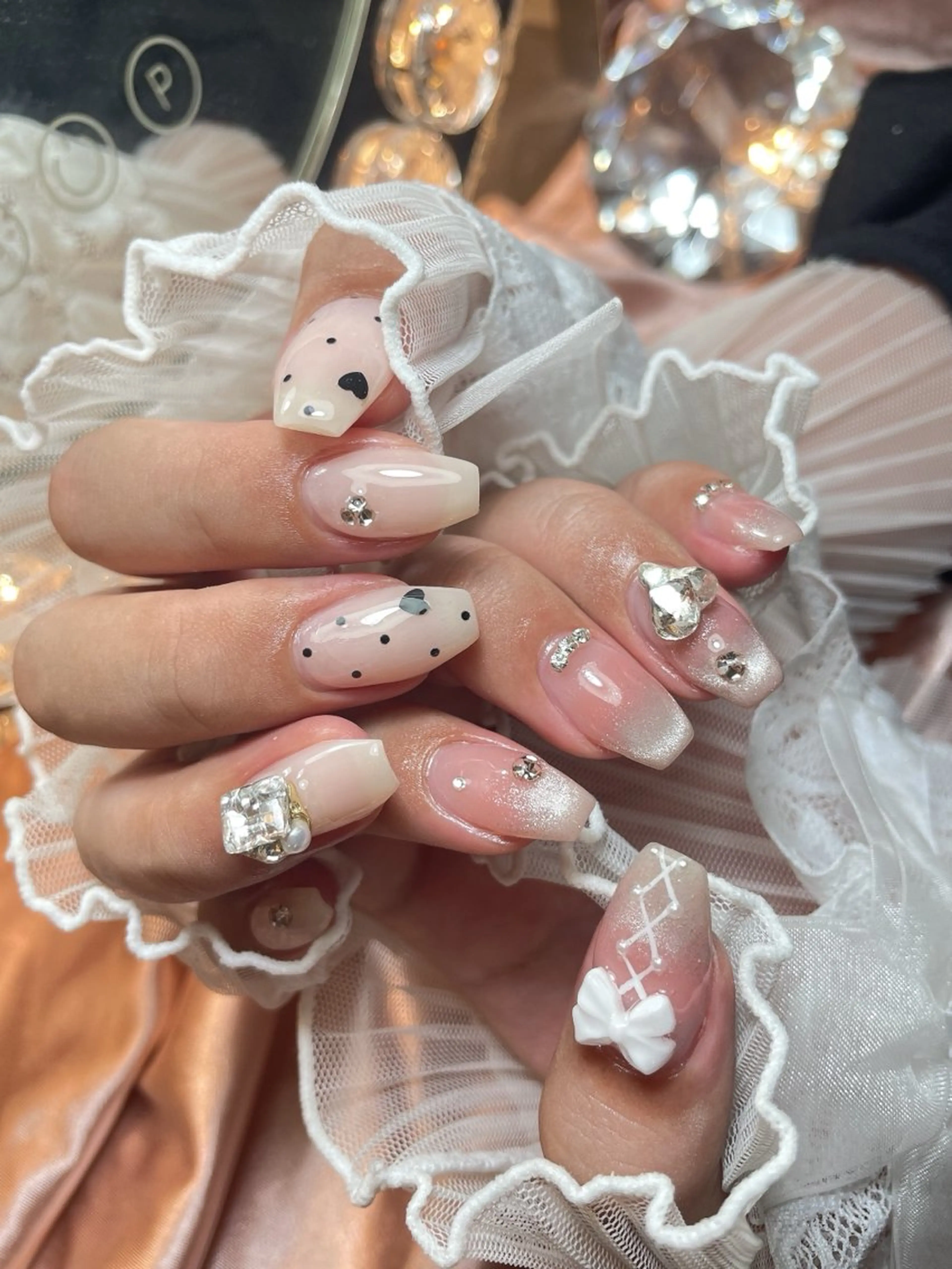 ネイル 23時まで❤︎韓国、 ワンホンネイルのネイルデザイン