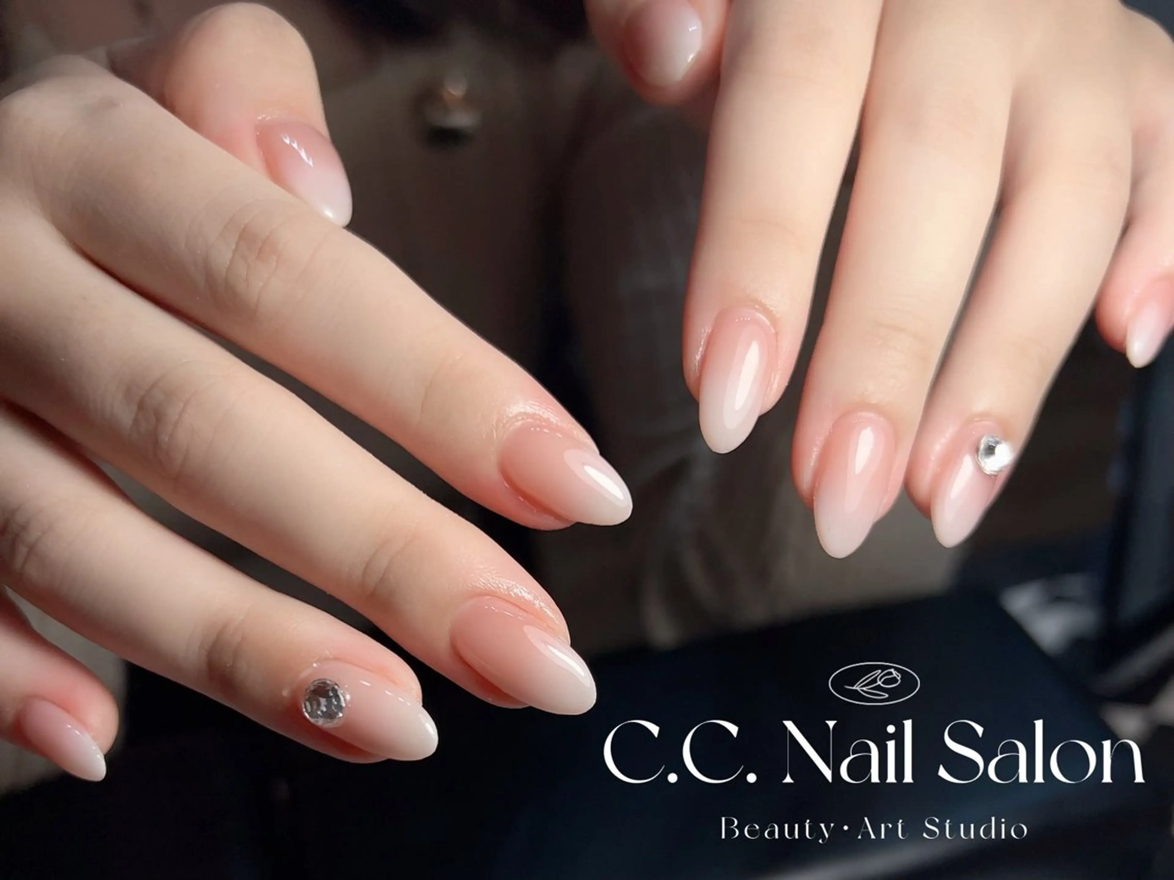 「ベビープーマ」★チックベース+カラグラテーション🥰【初回ソフトジェルオフ無料】の写真