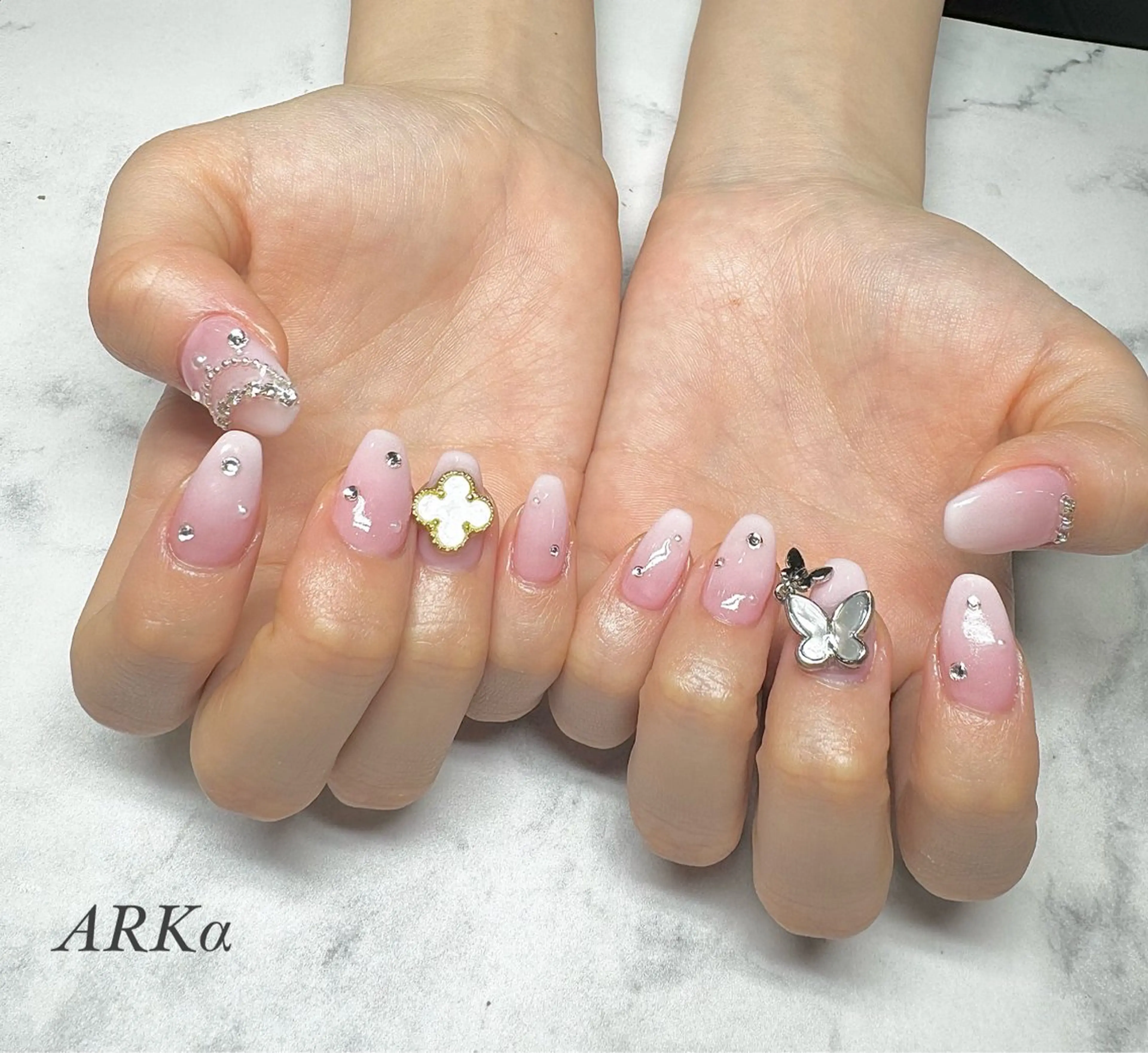 ネイル ハンドネイル Nailsalon ARKαのネイルデザイン