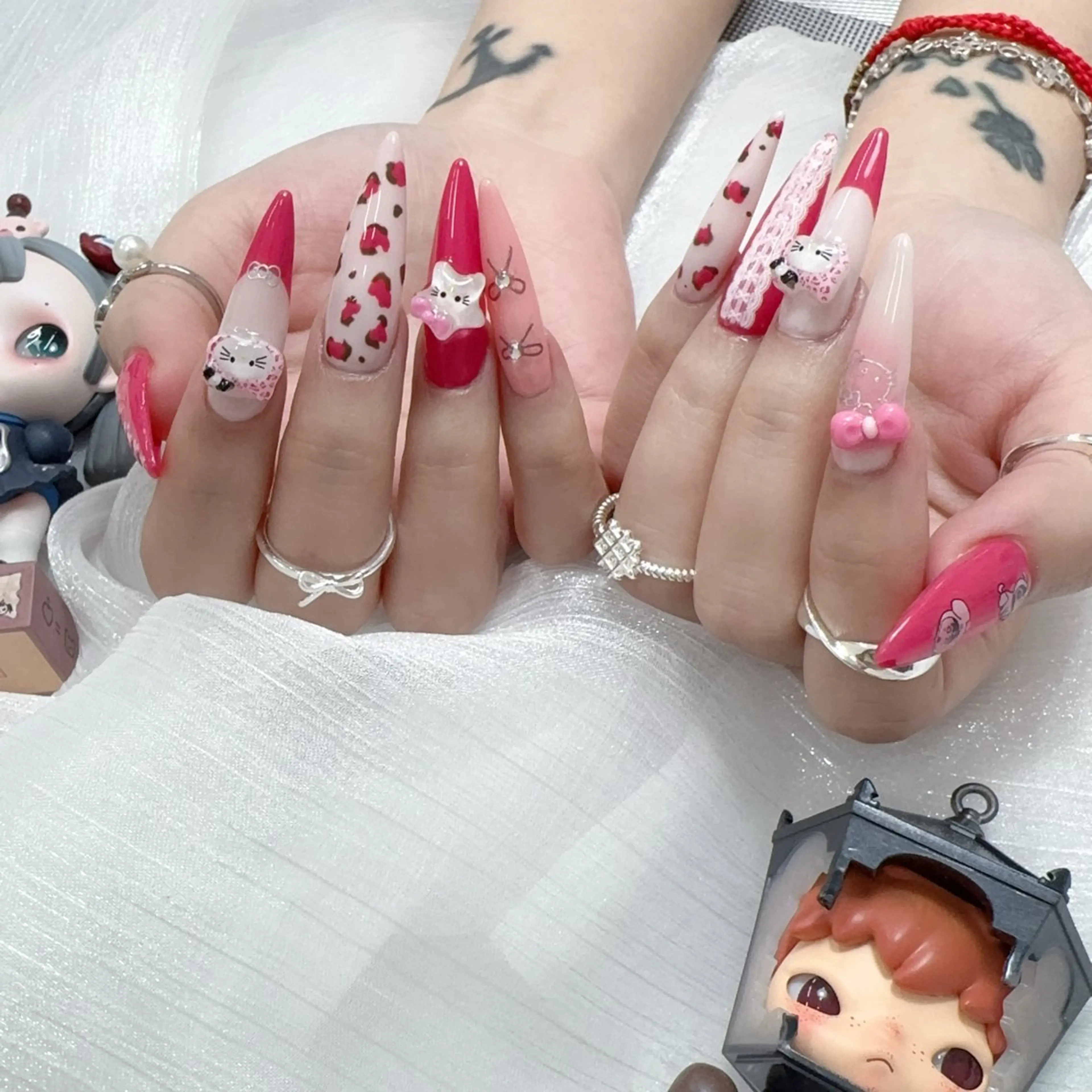 ネイル 🪷Mi.o あいちゃん🐝のネイルデザイン