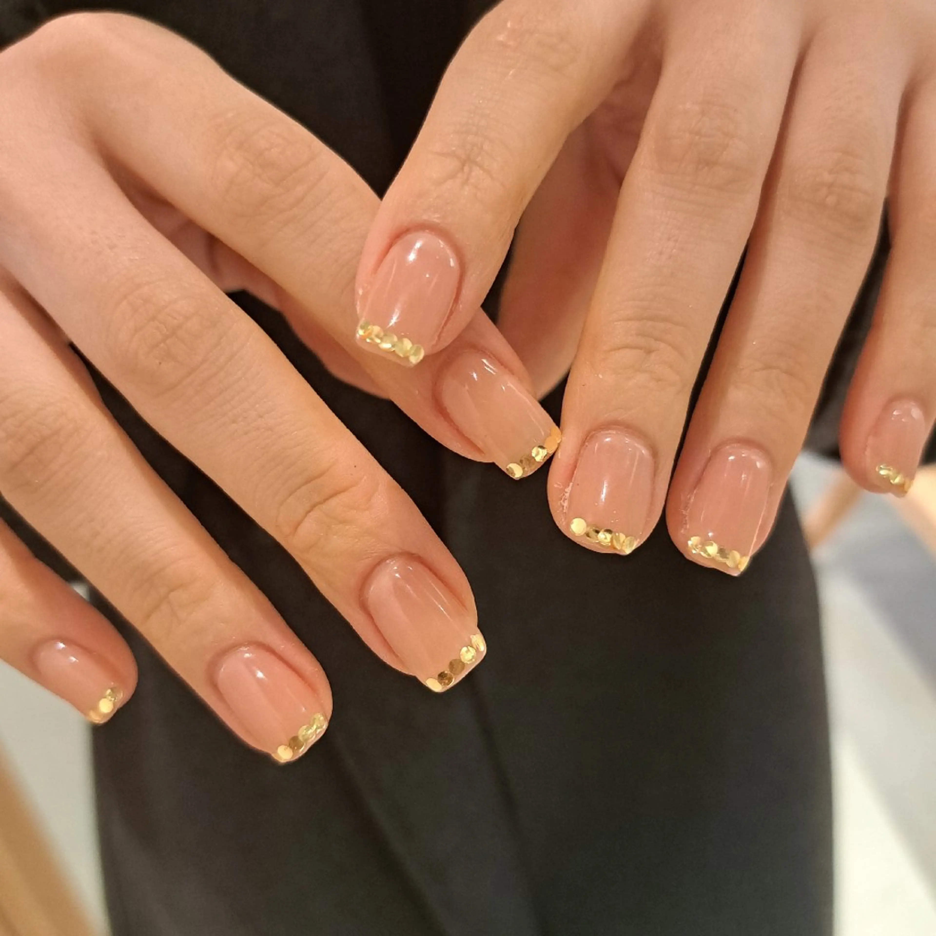 ネイル アートネイル フレンチネイル ホログラムネイル キラキラネイル 持ち込み ハンドネイル Nail mood デザイン持ち込みokのネイルデザイン