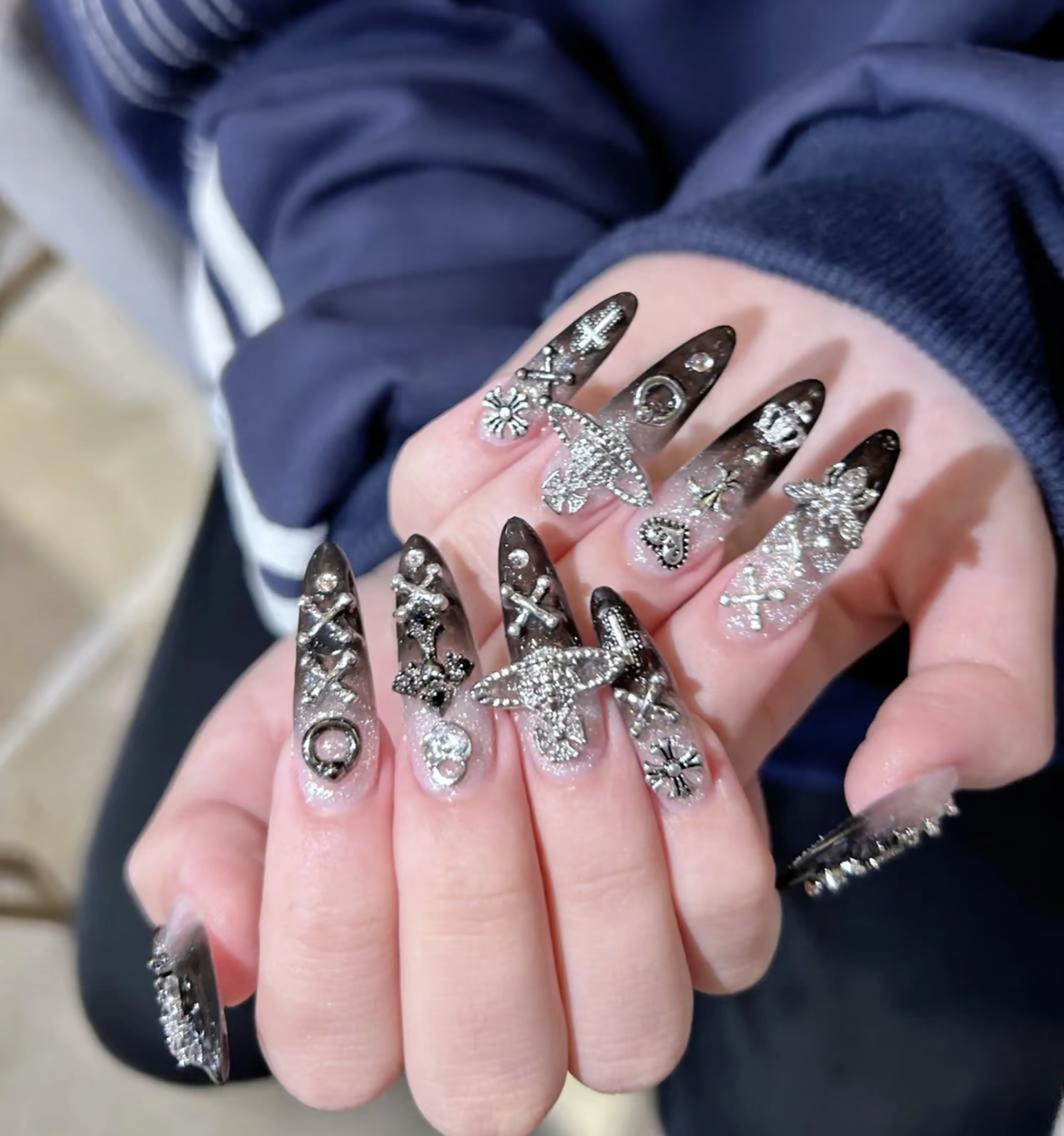 ネイル ハンドネイル 🍑 momo_nailのネイルデザイン