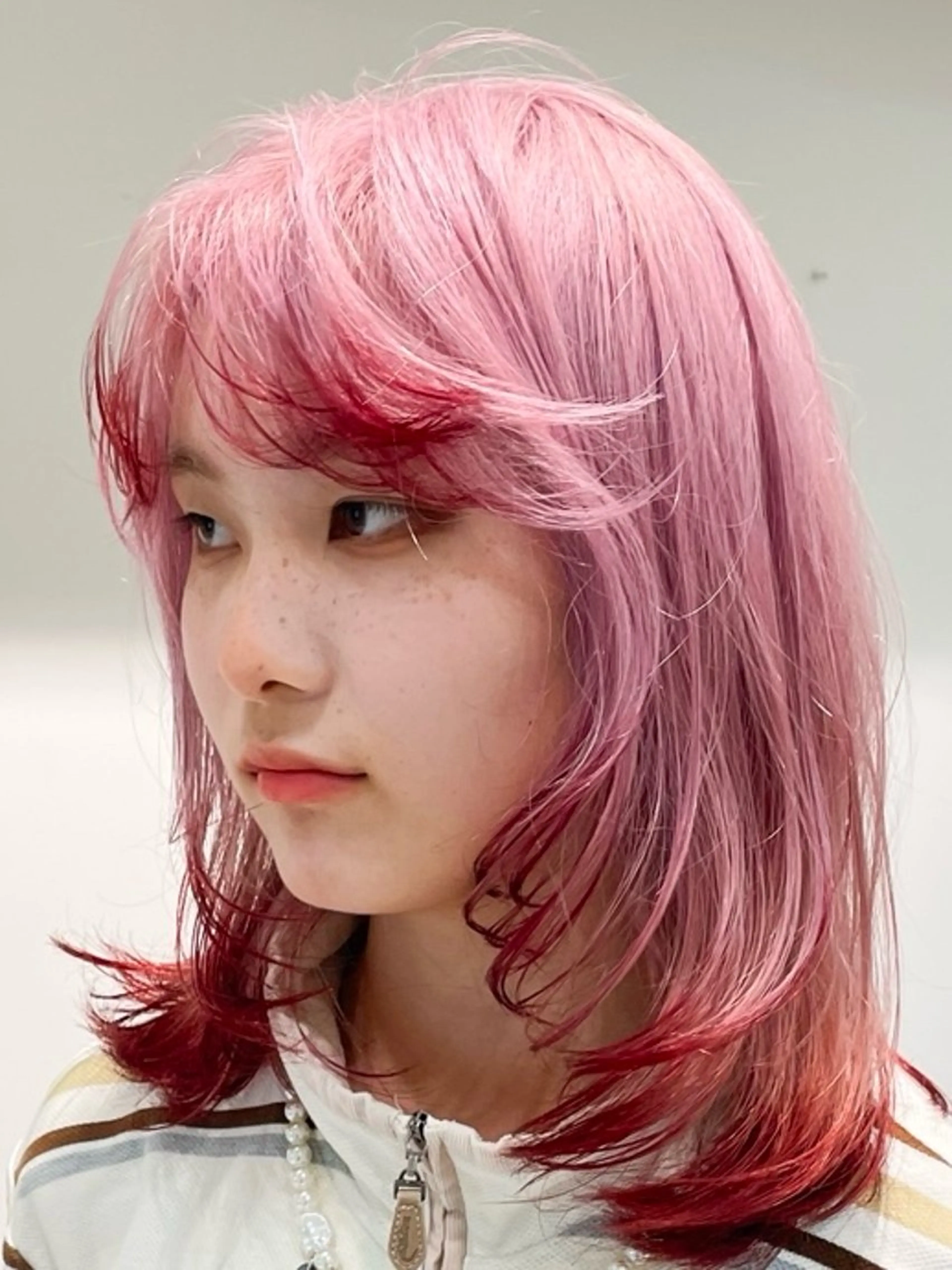 ミディアム カラー ヘアアレンジ 🦠デザインカラー/ 魚瀬あおい🦠のヘアスタイル