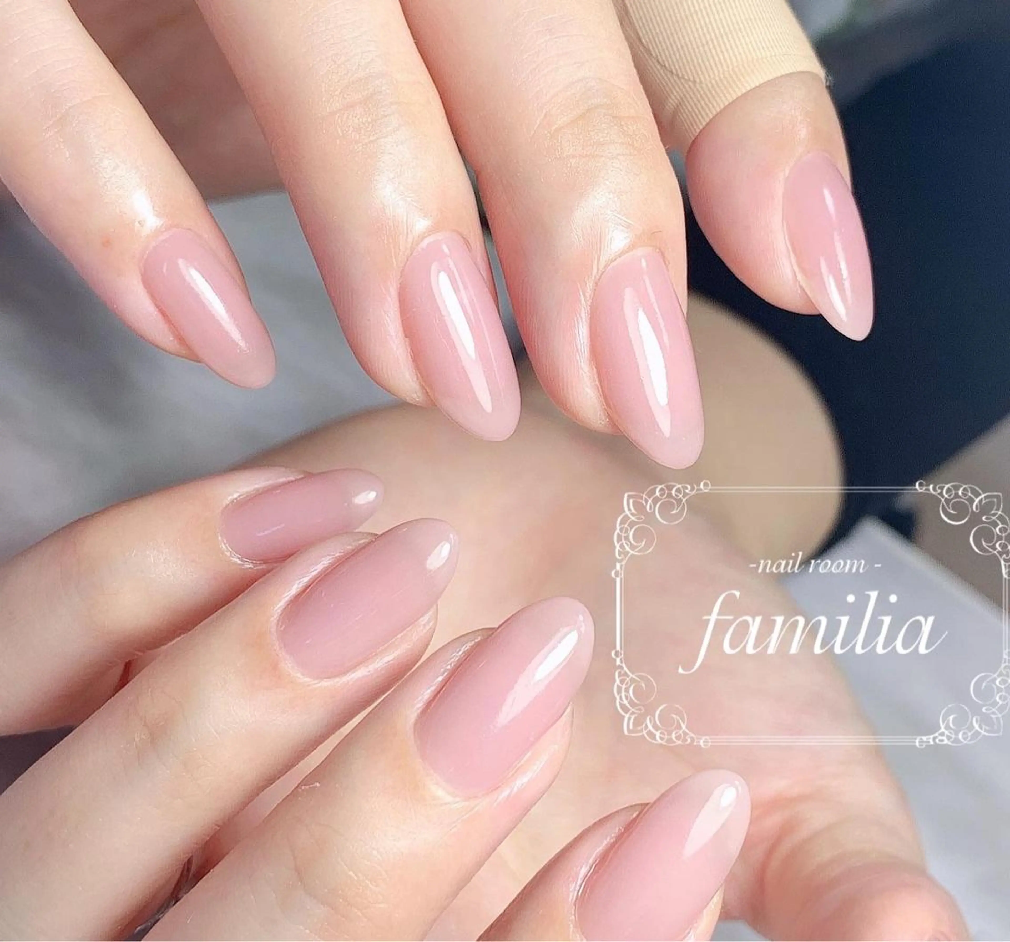 ネイル ハンドネイル -nailroom- familiaのネイルデザイン
