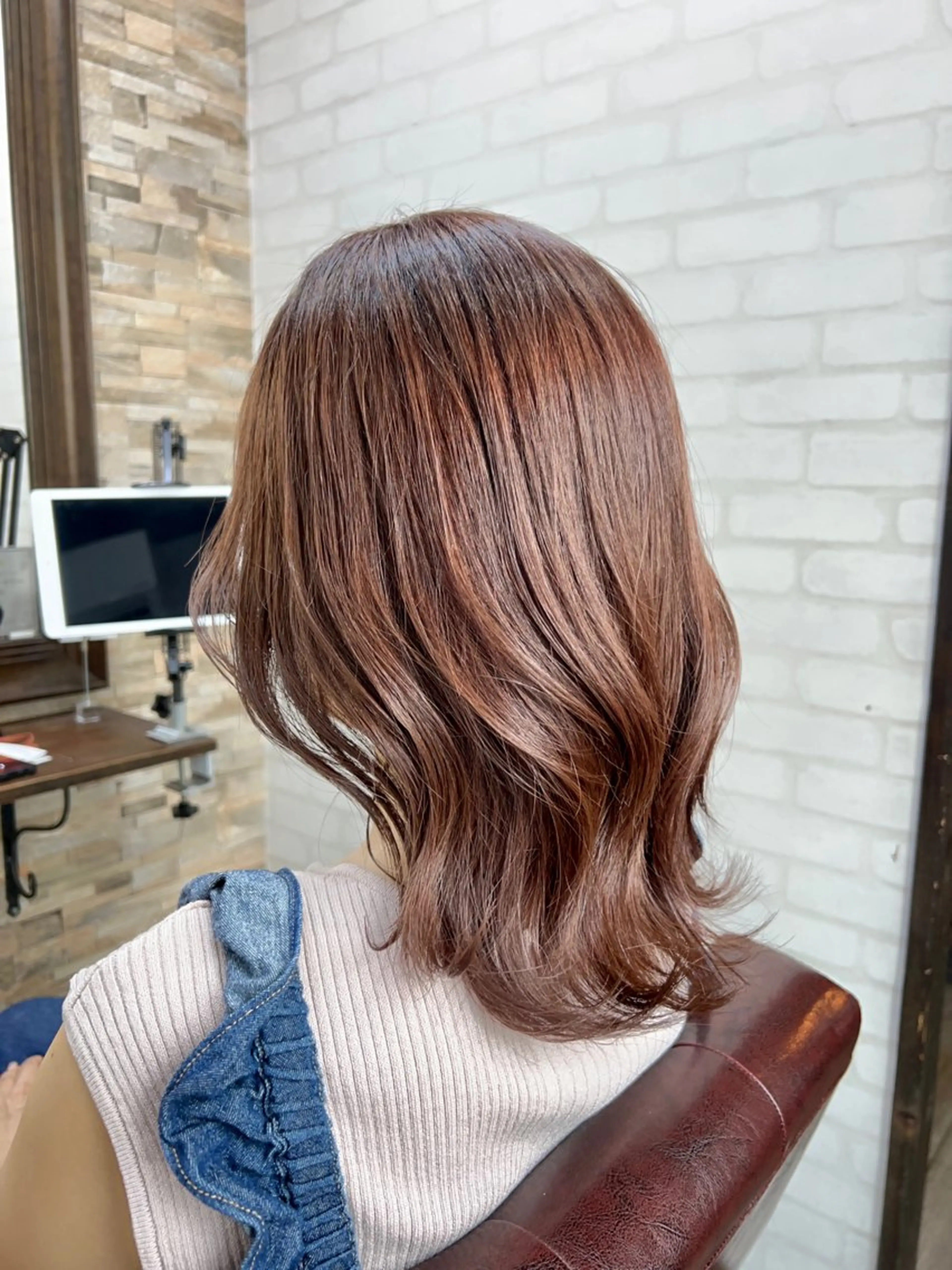 ミディアム カラー ベージュカラー ピンクカラー ピンクベージュ 多賀 順平のヘアスタイル