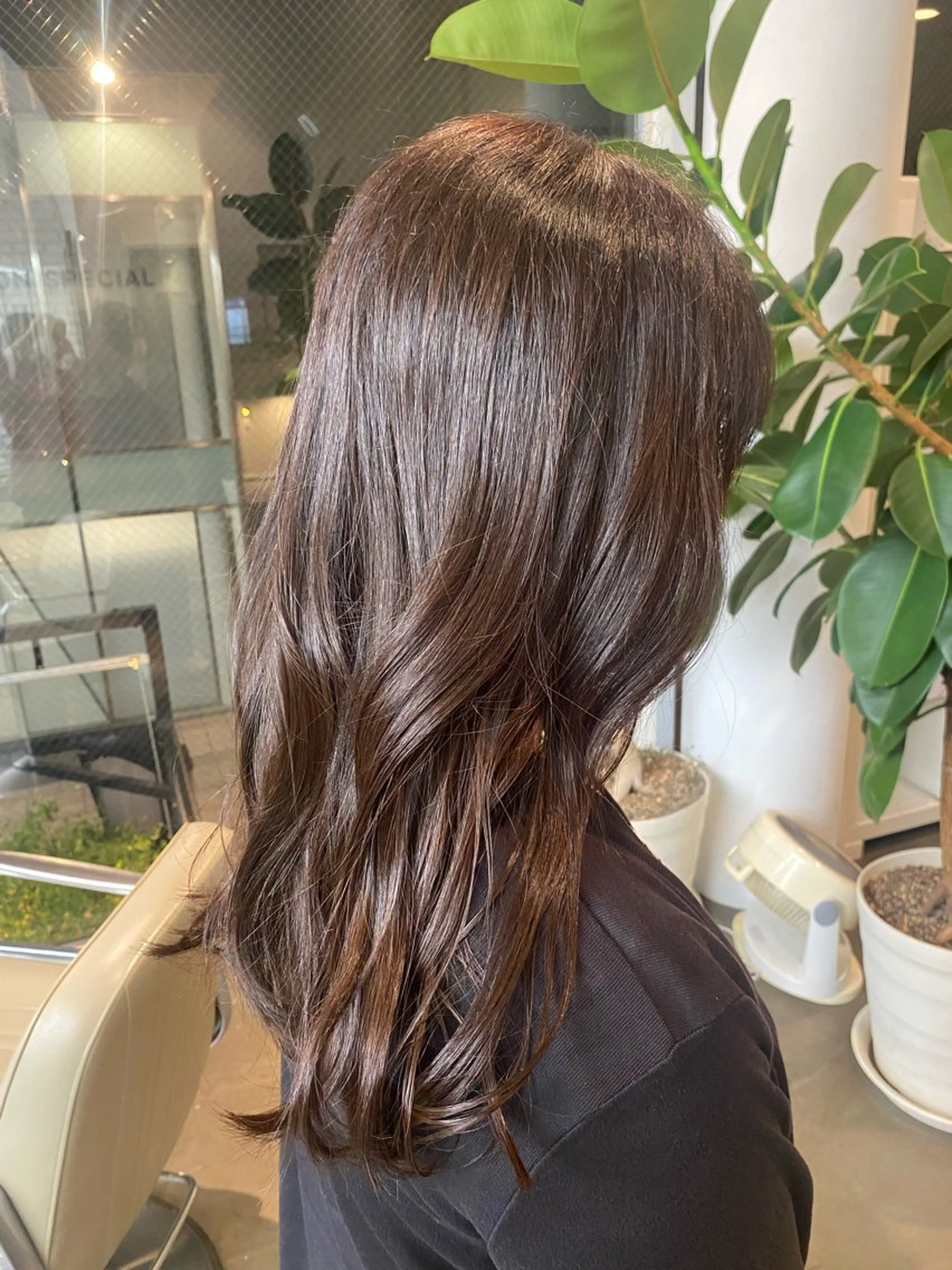 ロング トリートメント DIFINOaoyama所属・🎧ayaka/ボブ /透明感カラー🩵のヘアスタイル