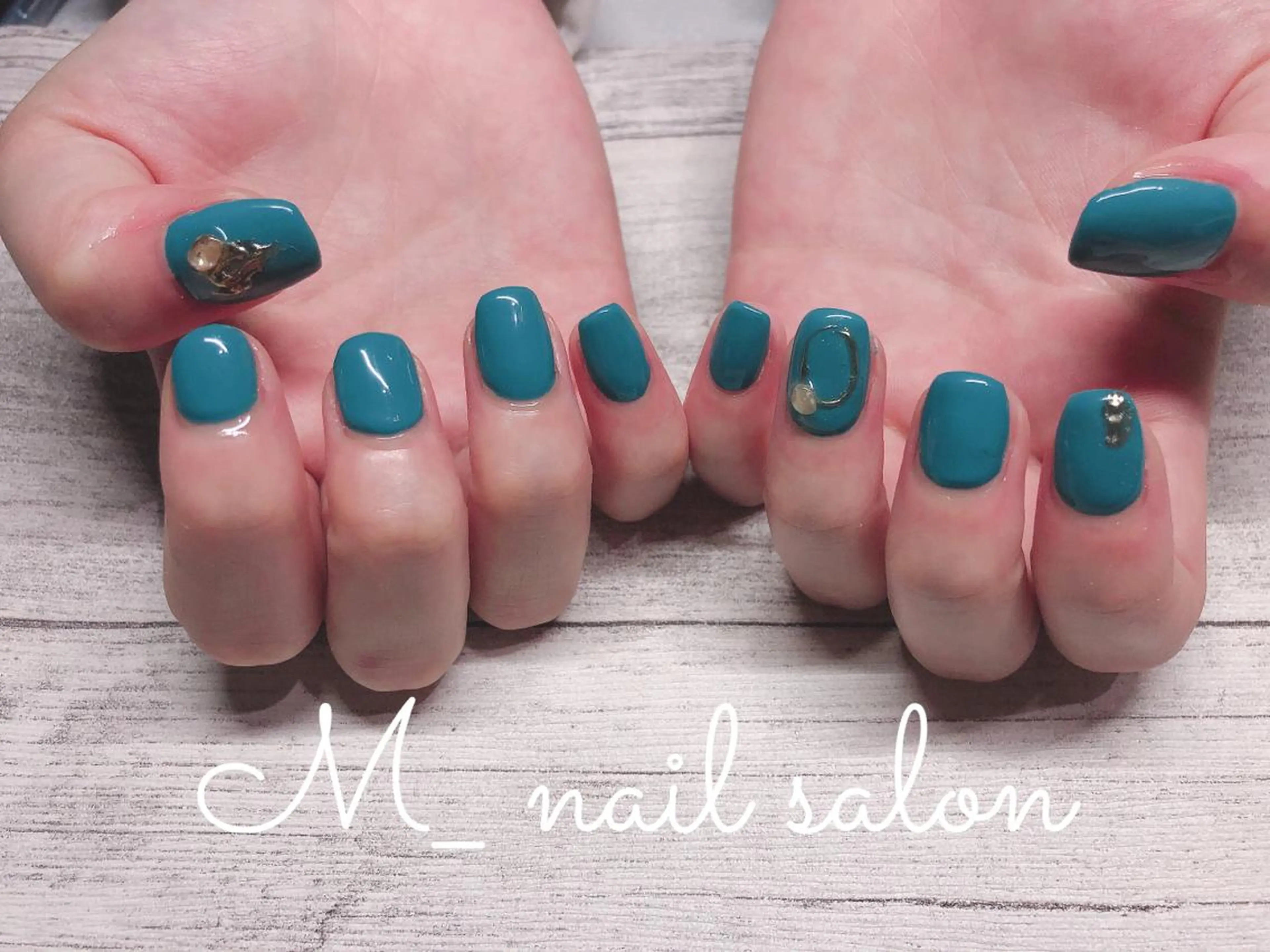 ネイル シンプルネイル M_nail salon所属・M_ nail salonのネイルデザイン
