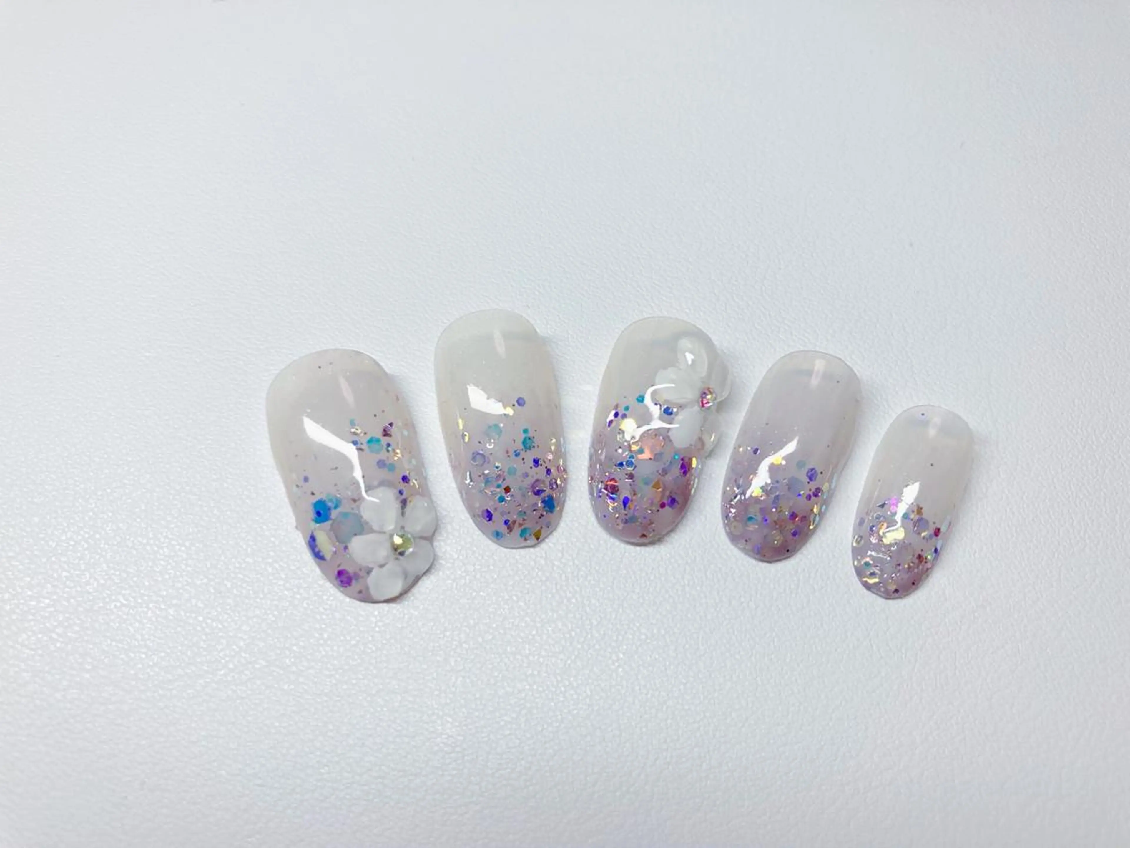 ネイル ewt miniのマツエク・マツパデザイン