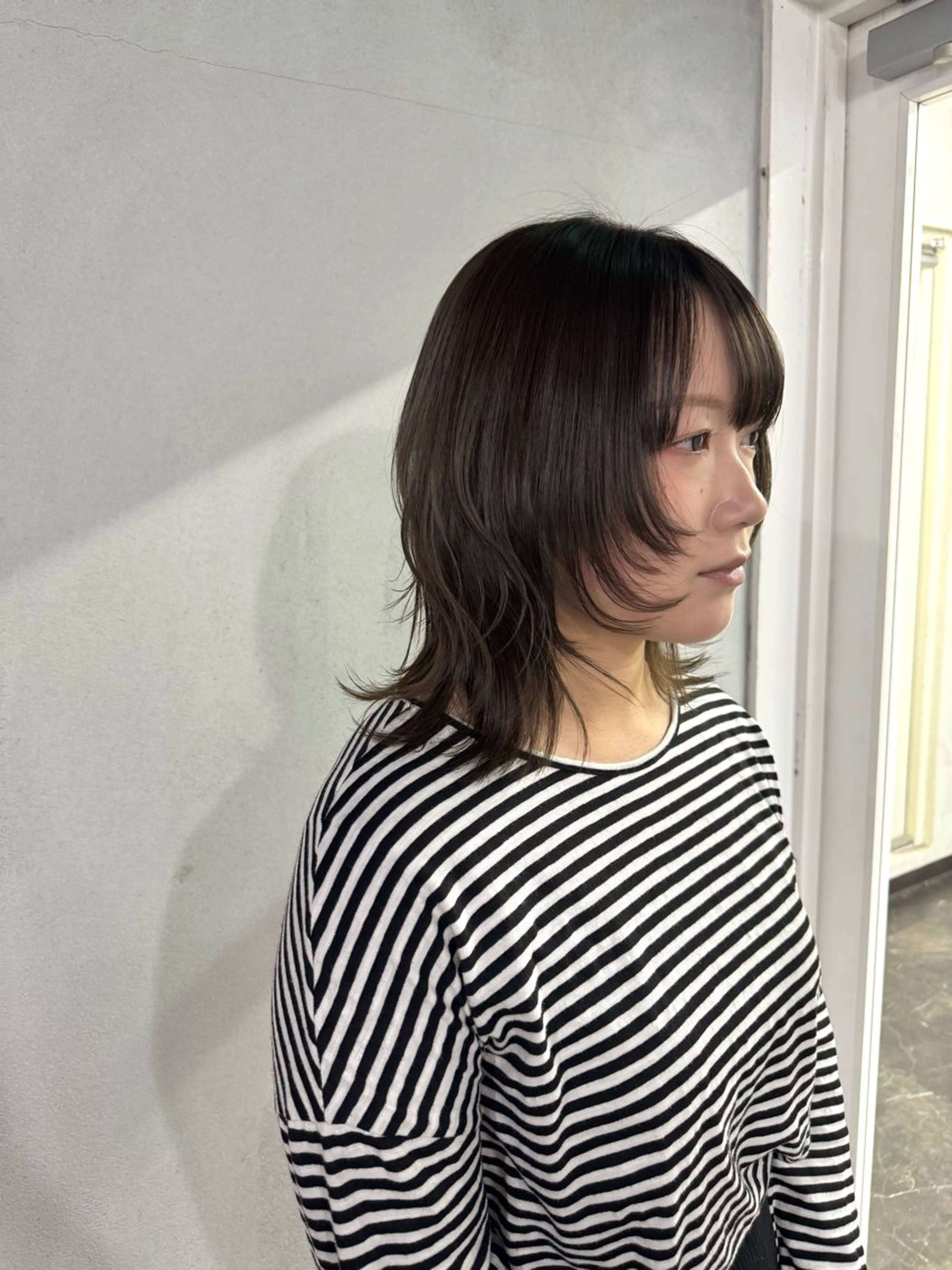 ミディアム カラー オリーブカラー ハッシュカット カット ヘアカラー トリートメント #tag 佐藤璃美のヘアスタイル