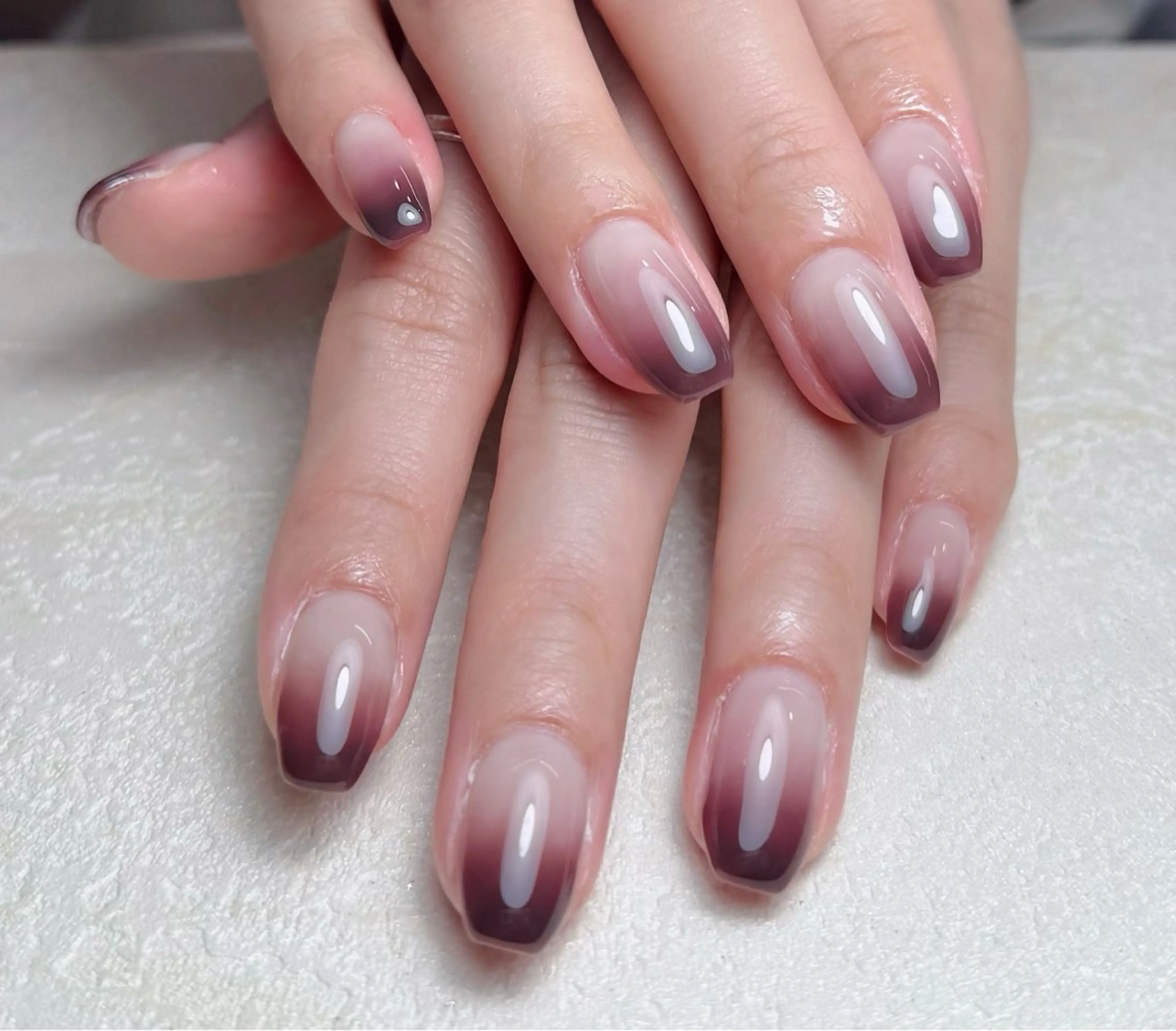 ネイル アートネイル 長さ出し フレンチネイル ジェルネイル ガーリー ハンドネイル 中野駅から2分 MEO NAILのネイルデザイン