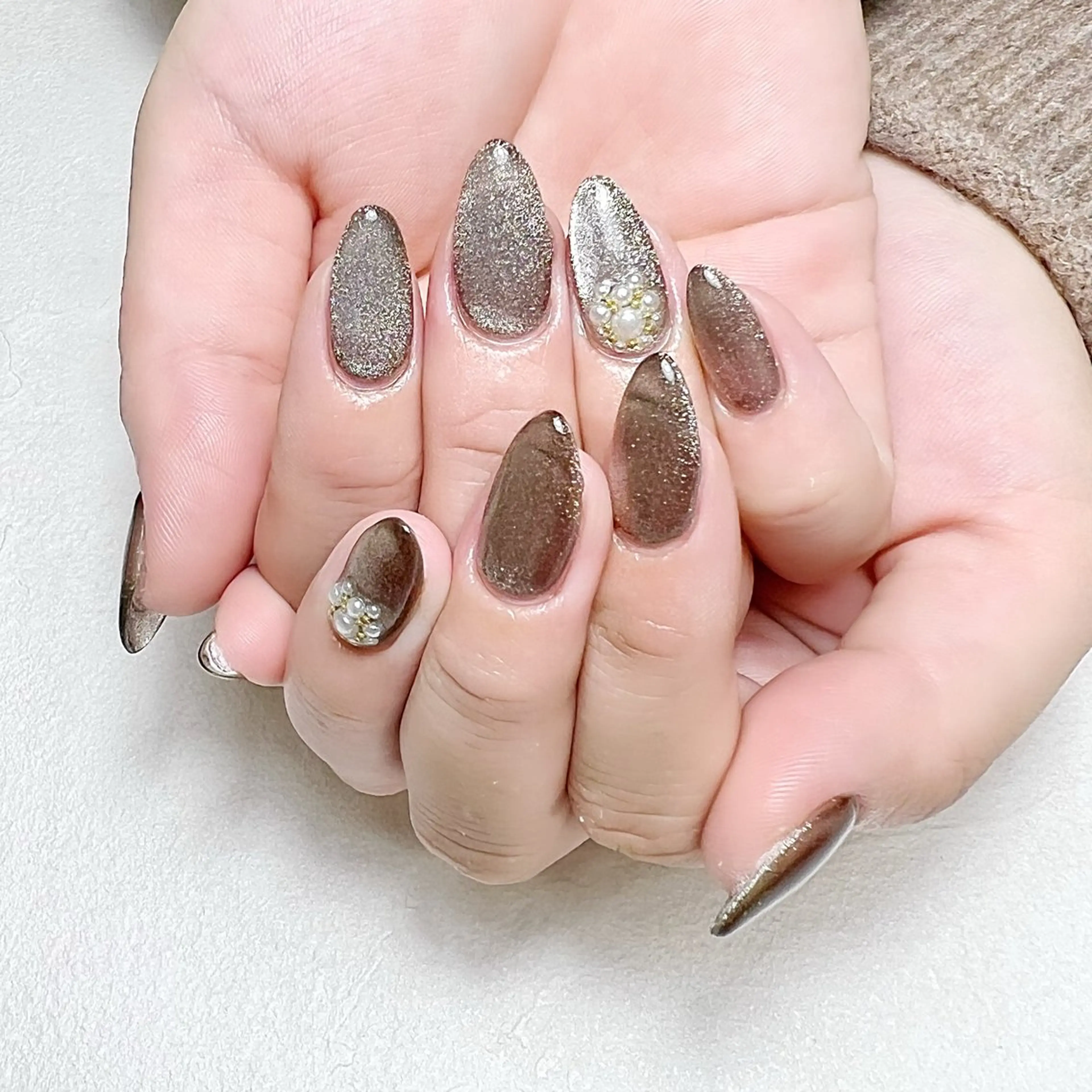 ネイル ジェルネイル キラキラネイル マグネットネイル オフィスネイル ワンカラーネイル rouse nail RISATOのネイルデザイン