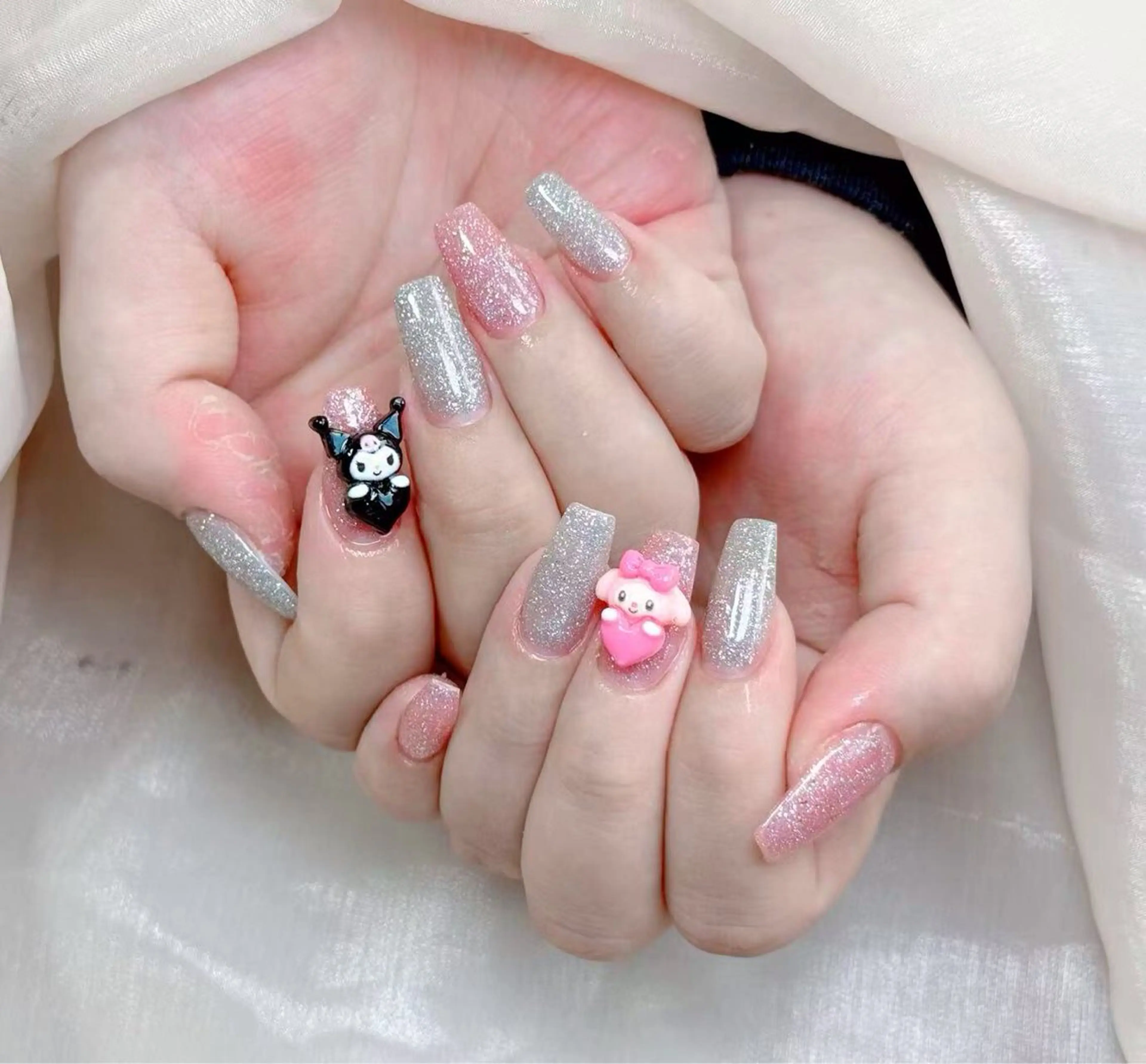 ネイル 小 雨のネイルデザイン