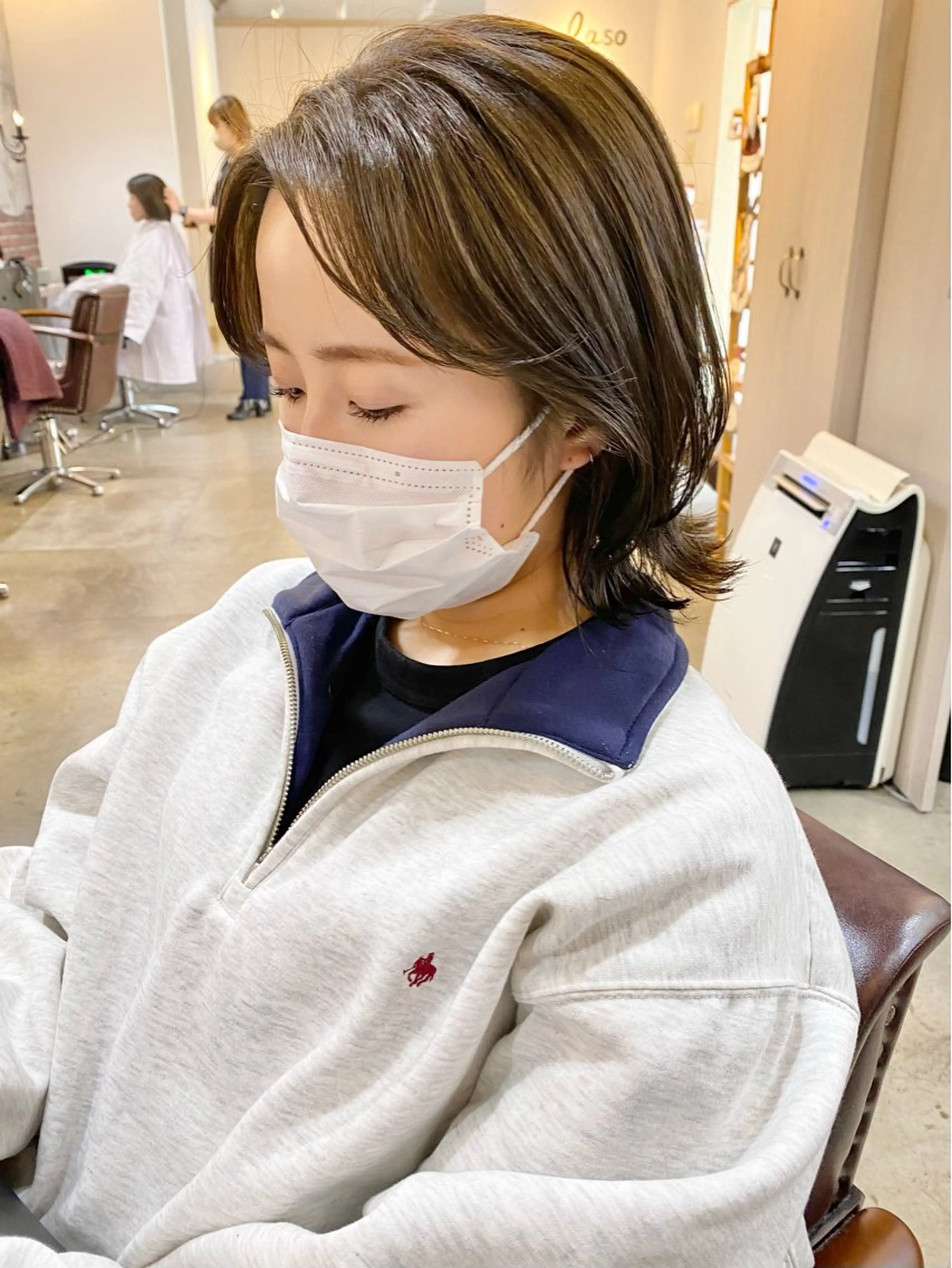 ミディアム カラー レイヤーカット カット ヘアカラー レイヤーカット/ 根本瑠実のヘアスタイル