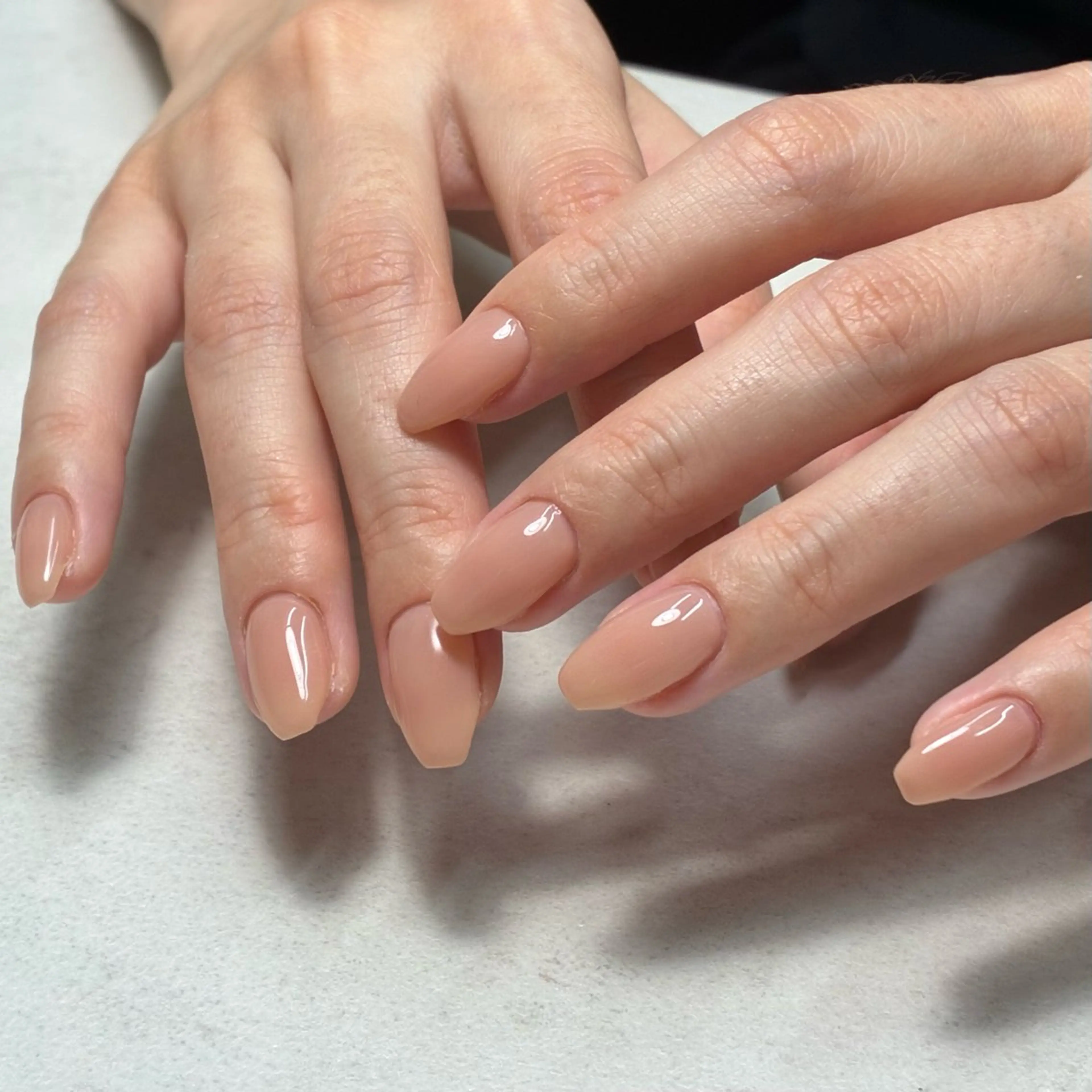 ネイル ワンカラーネイル シンプルネイル ハンドネイル mumjyu MIKAのネイルデザイン