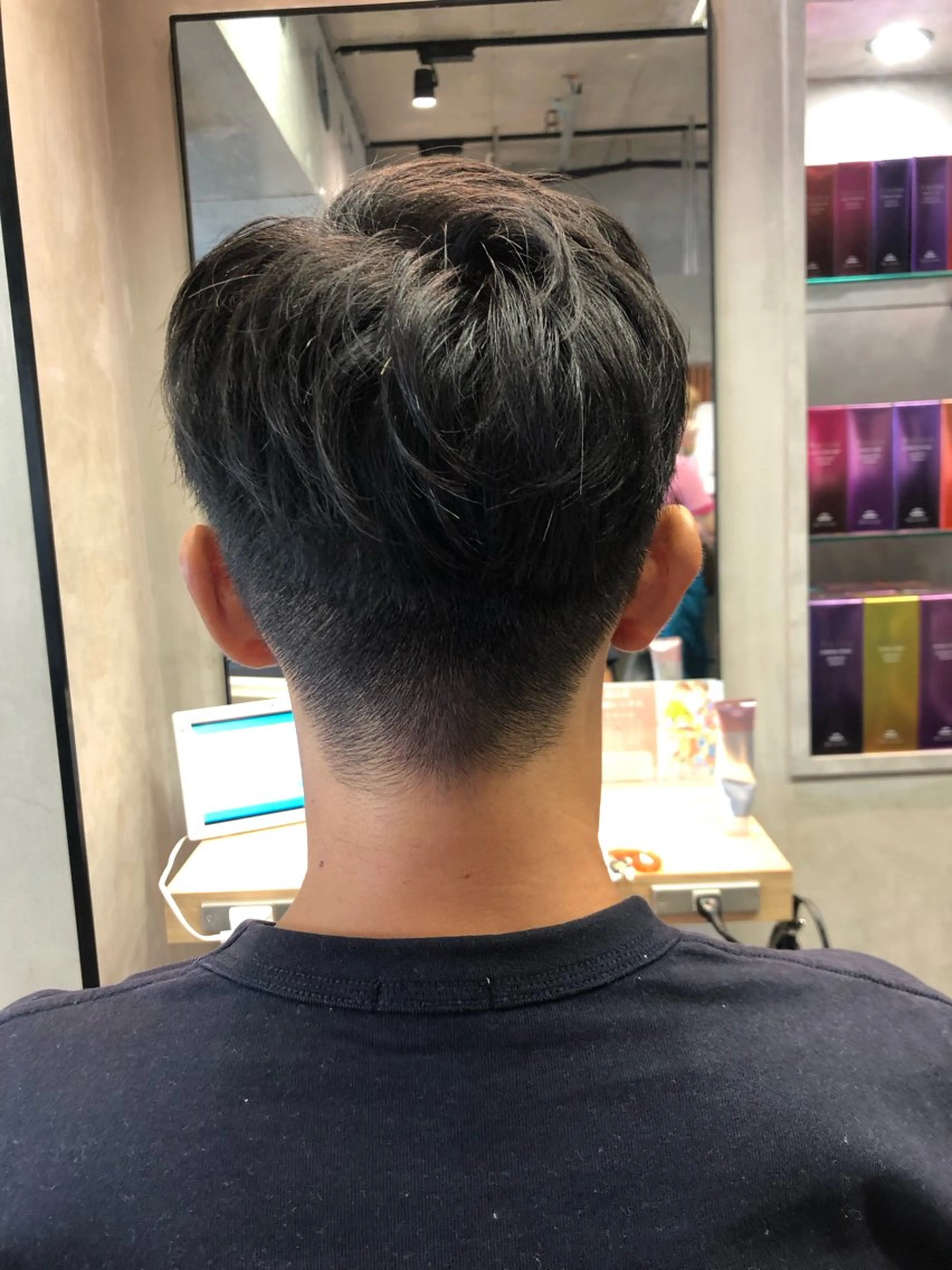 メンズ ツーブロック 🎀縮毛矯正.暗髪 .艶髪🩶ちひろのヘアスタイル