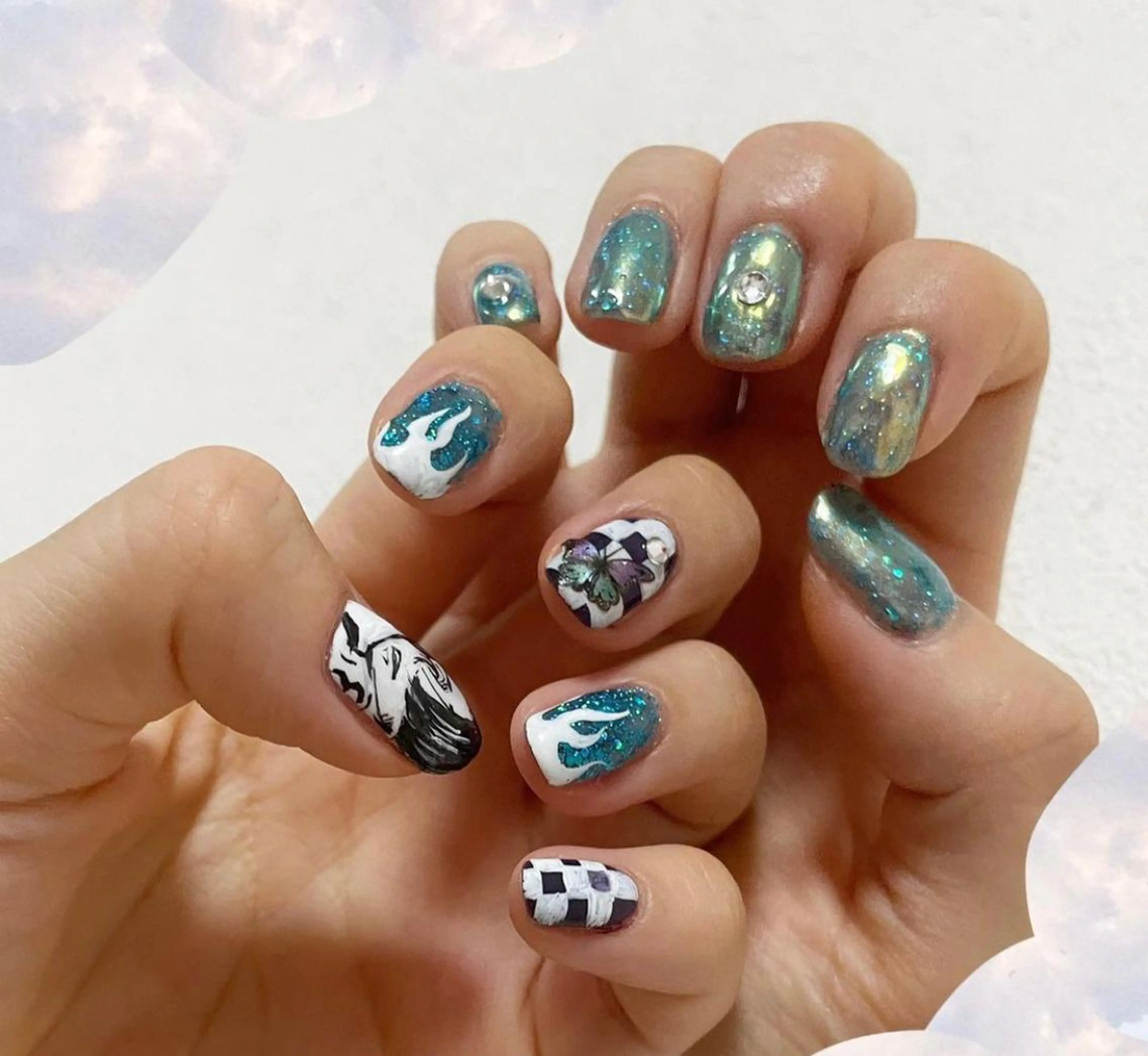 ネイル 栗田 ゆう子のネイルデザイン