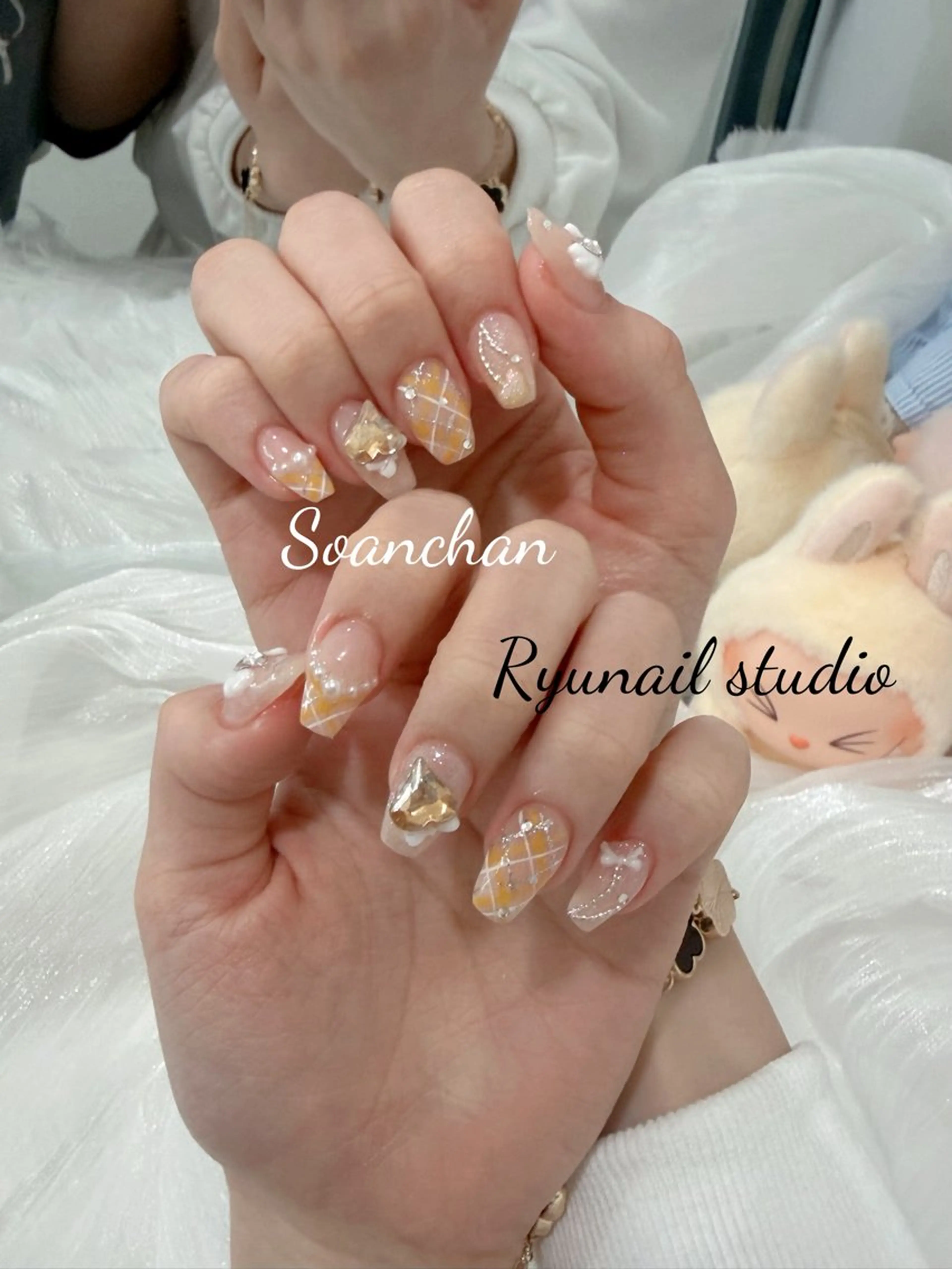 ネイル アートネイル ジェルネイル マグネットネイル ニュアンスネイル シンプルネイル ハンドネイル Ryu Nail NekoChanのネイルデザイン