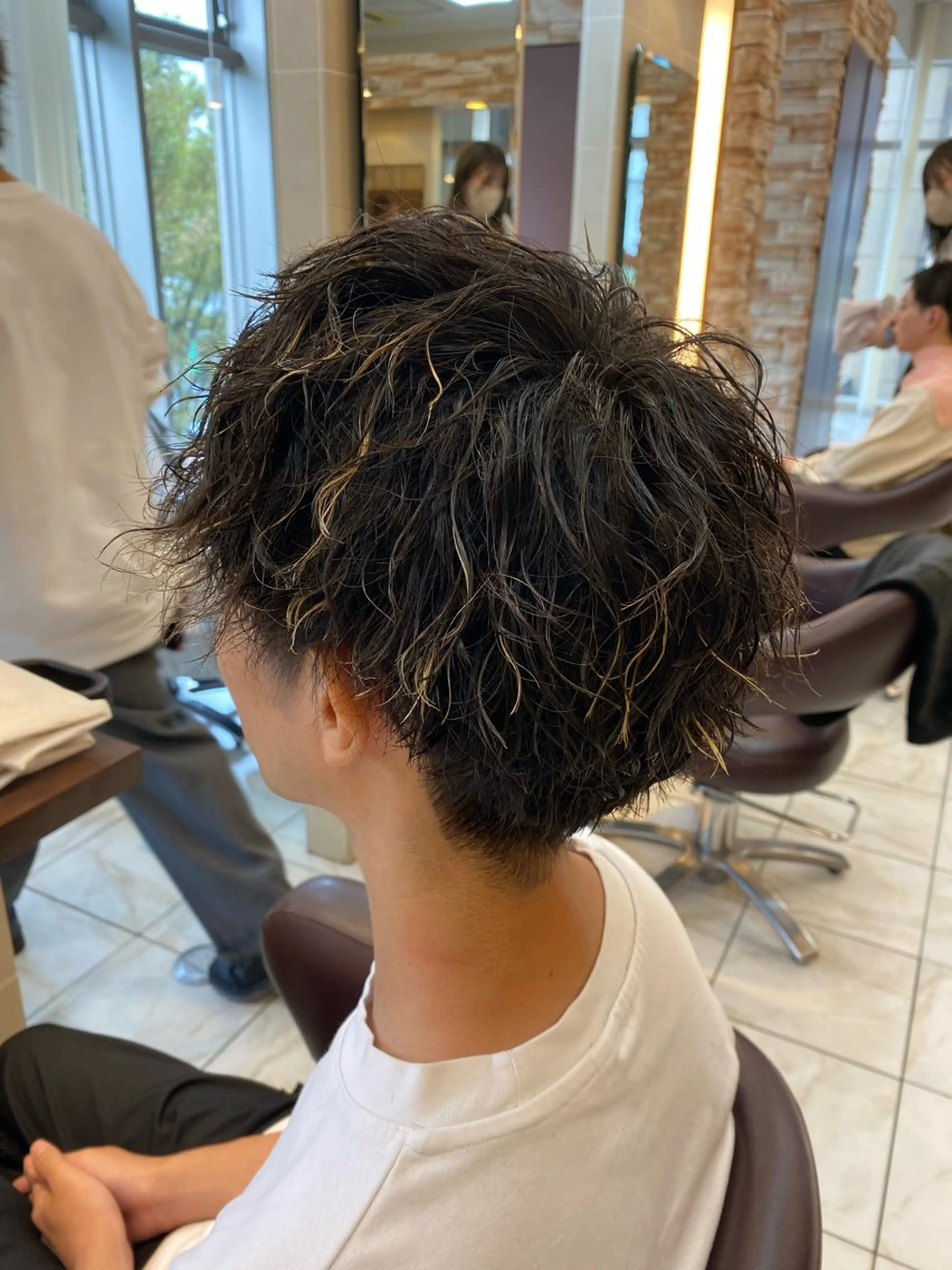 メンズ ⭐️透明感カラー/ パーマ⭐️宮野翔のヘアスタイル