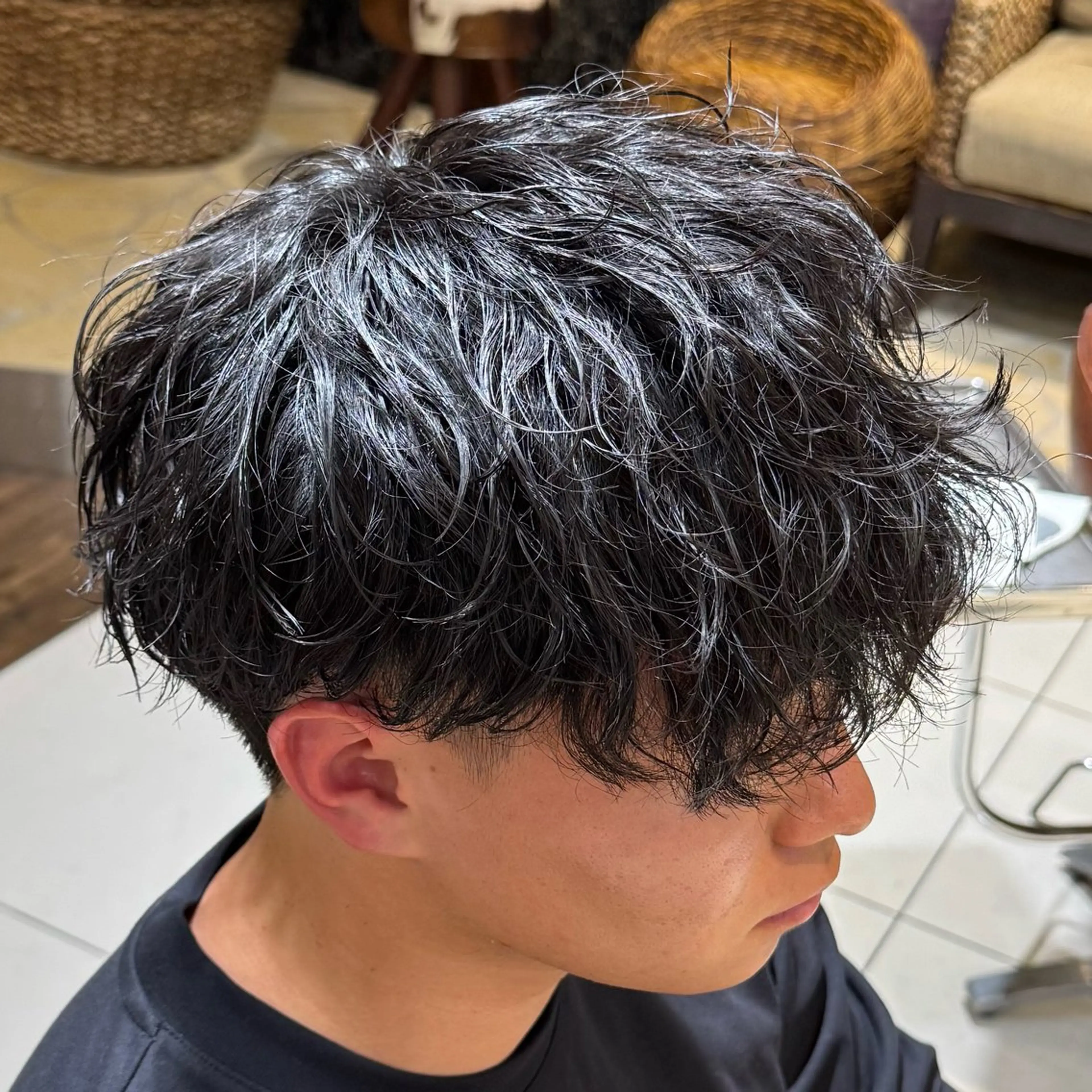 ショート カラー パーマ ヘアアレンジ メンズ カット パーマ 新宿のパーマ職人/ メンズパーマ/石見のヘアスタイル