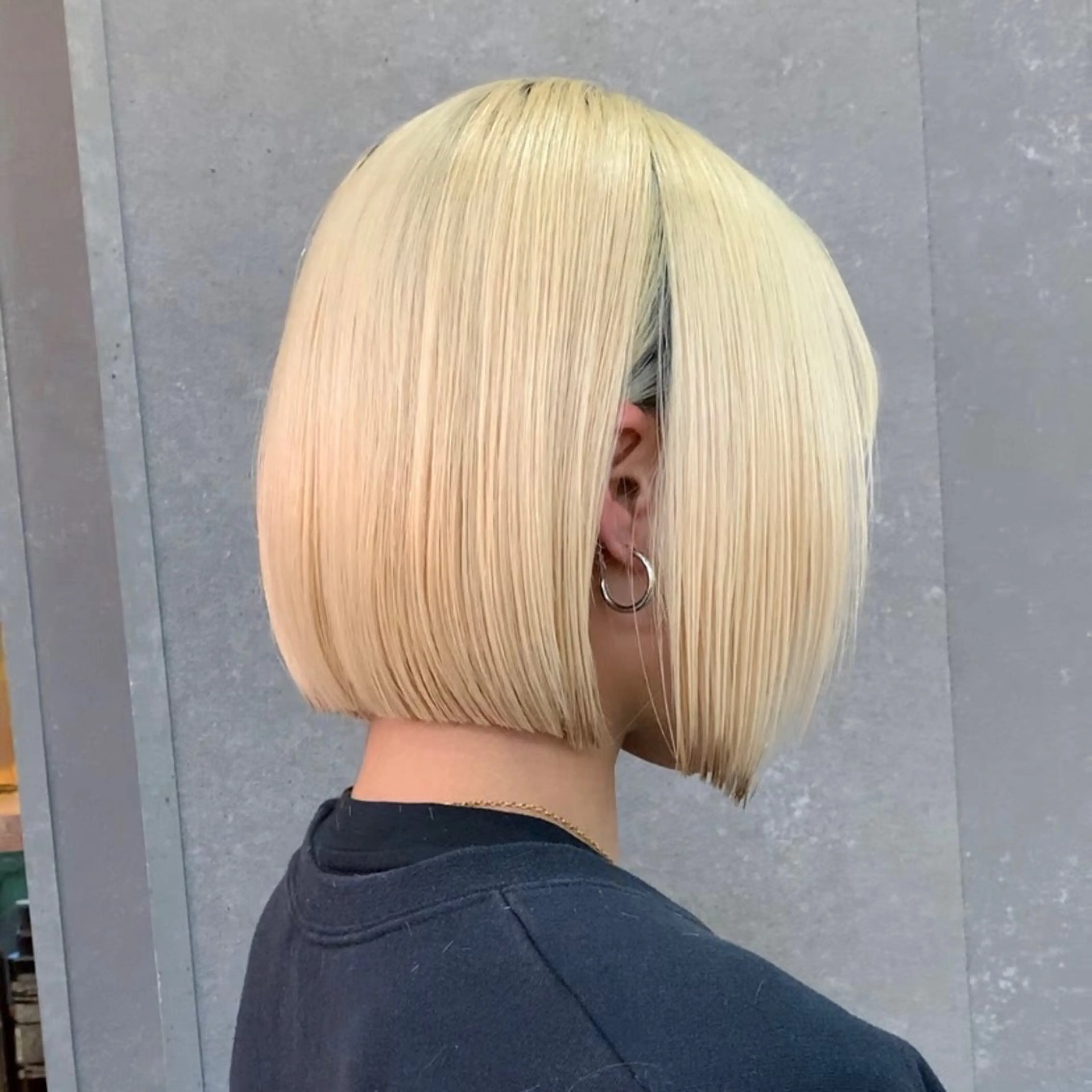 ショート 切りっぱなしボブ 前下がりボブ ショートボブ ボブ 顔周りカット カット トリートメント 伊 杏のヘアスタイル