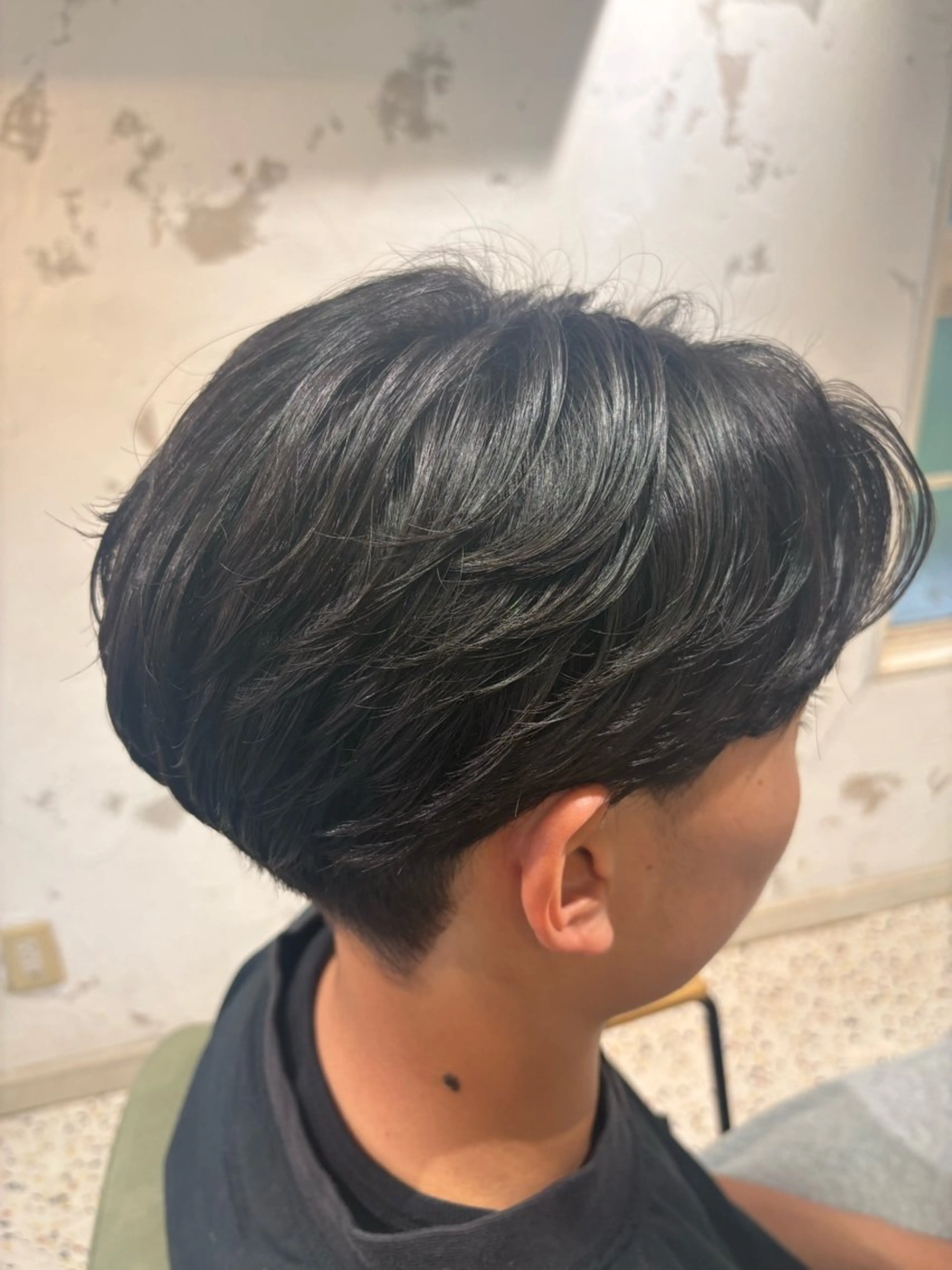 ショート パーマ メンズ メンズパーマ ニュアンスパーマ カット パーマ 中澤 衿葉のヘアスタイル