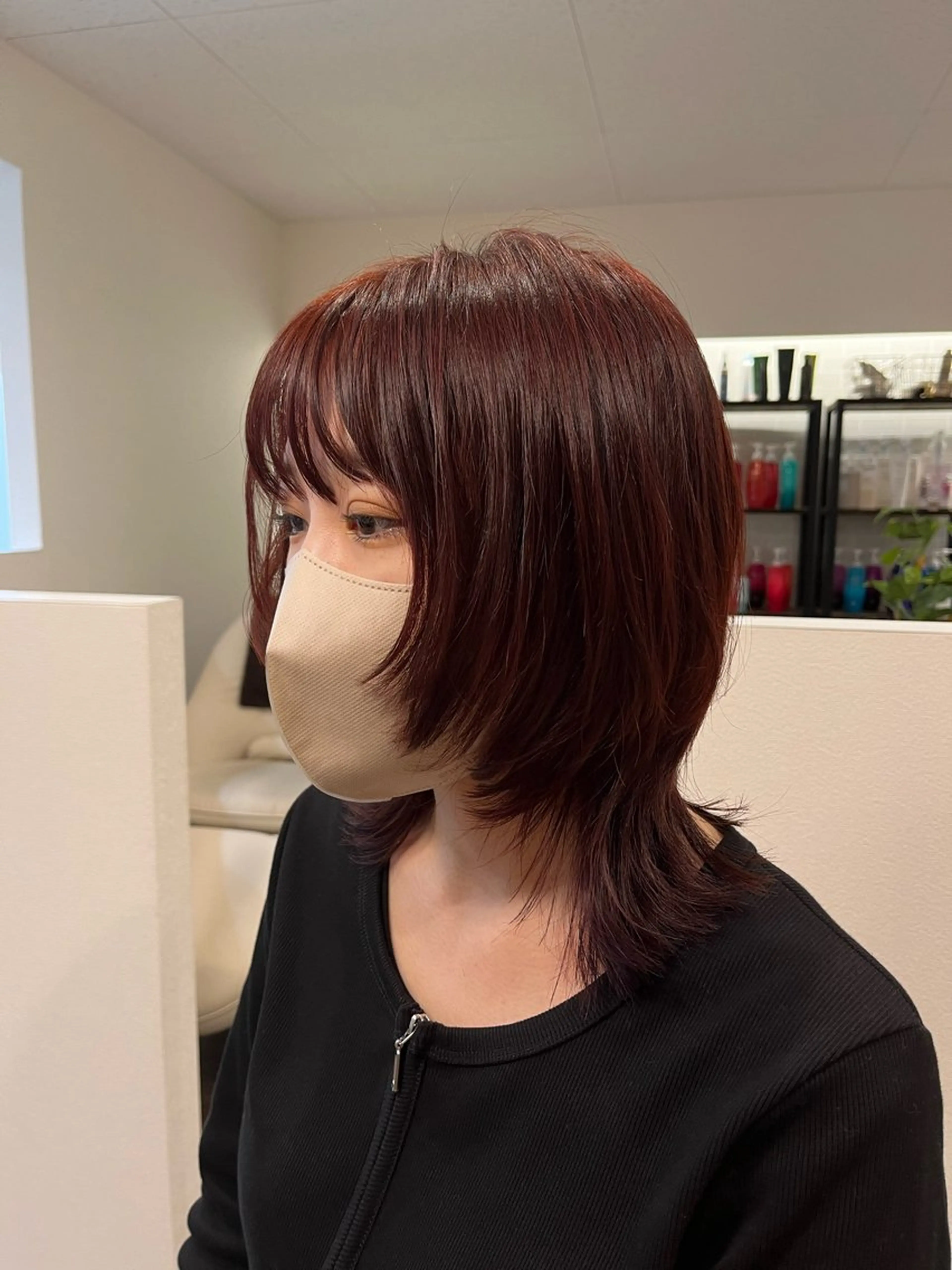 セミロング カラー ブラウンカラー レッドカラー レッドブラウン カット ヘアカラー 暖色ボブ 🍊rikakoのヘアスタイル