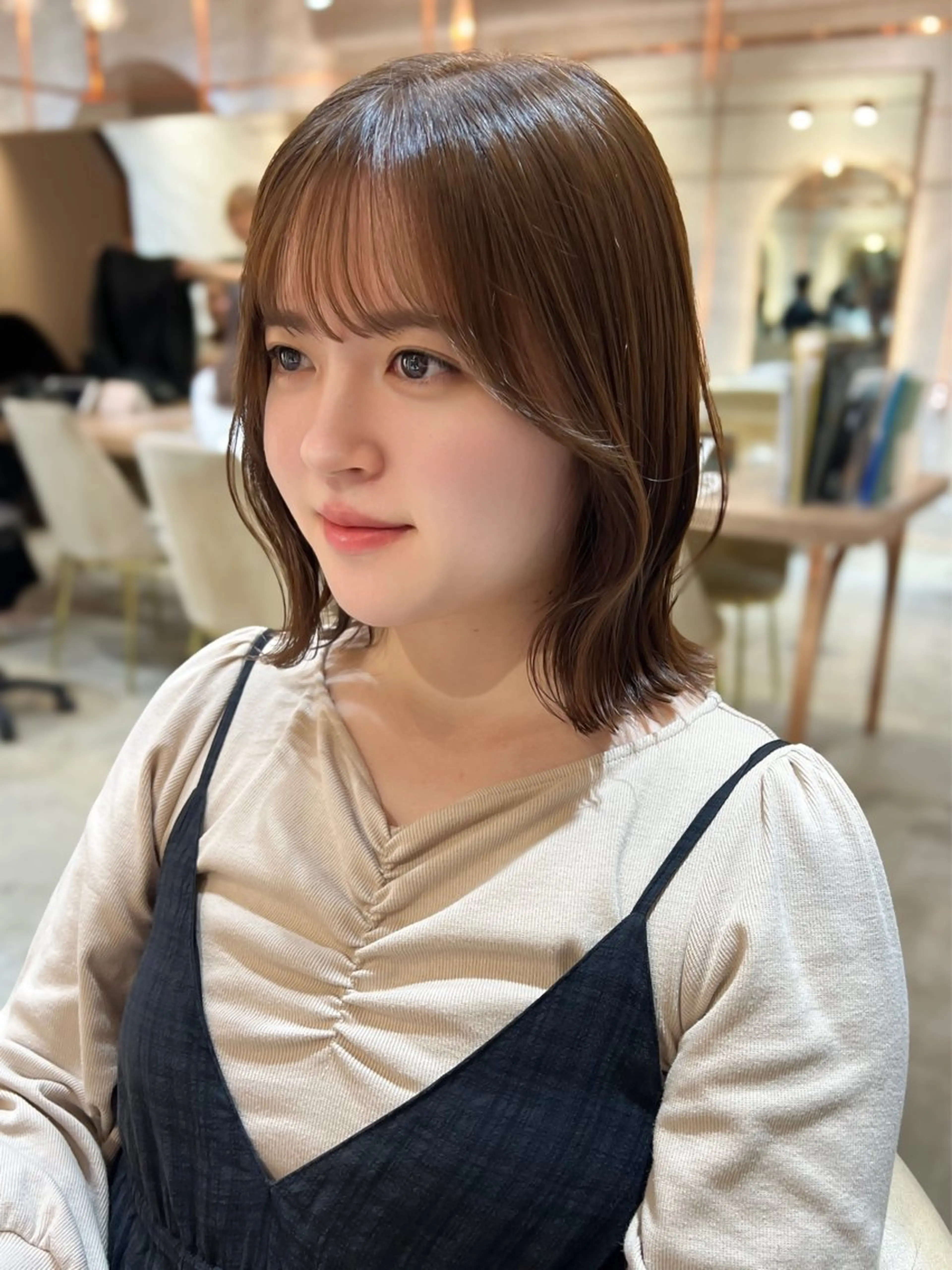 ミディアム カラー カット ヘアカラー トリートメント ボブ/巻ける縮毛矯正 /韓国レイヤーはなのヘアスタイル