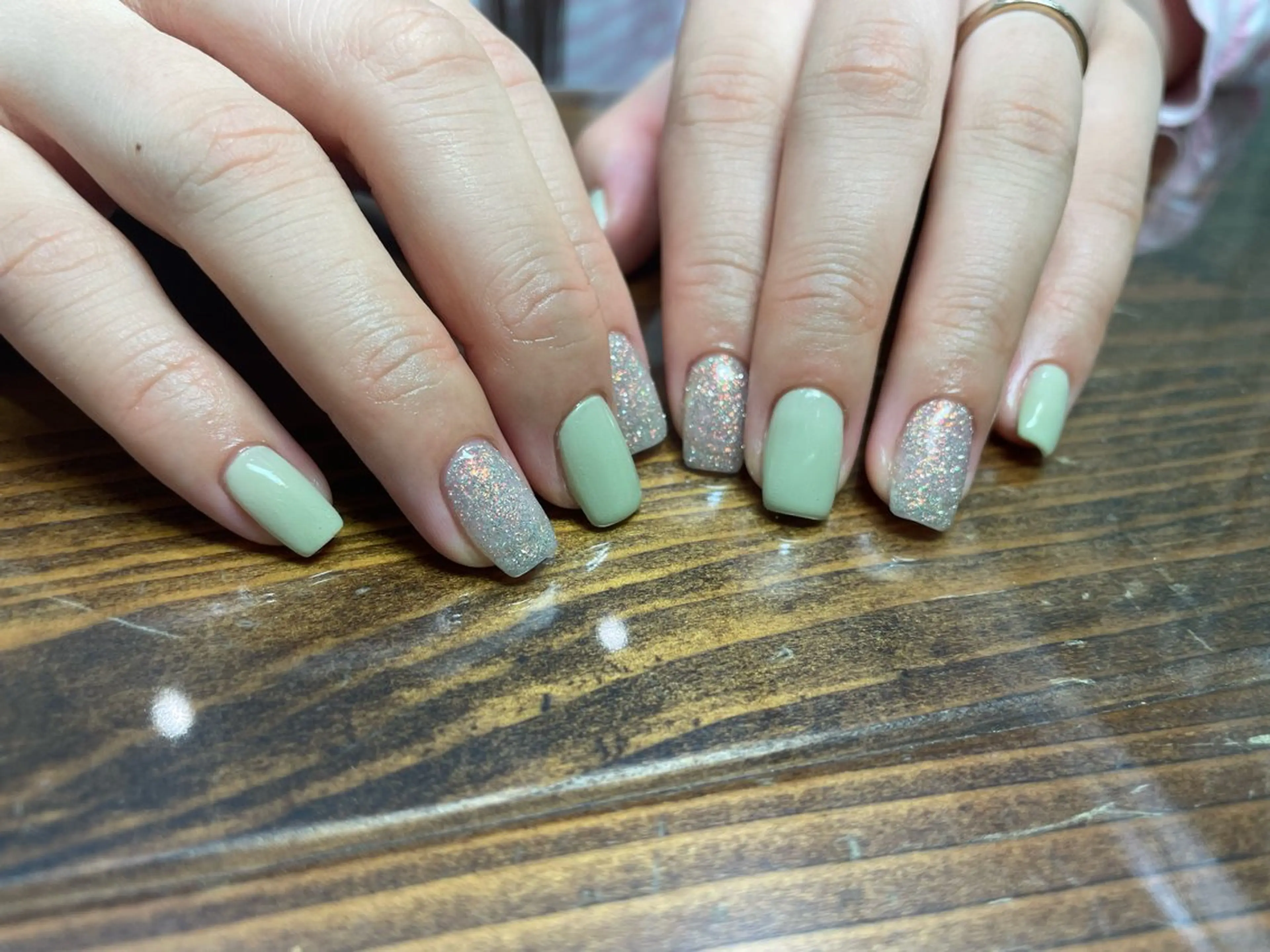 ネイル ハンドネイル nailsalon SWATiのネイルデザイン