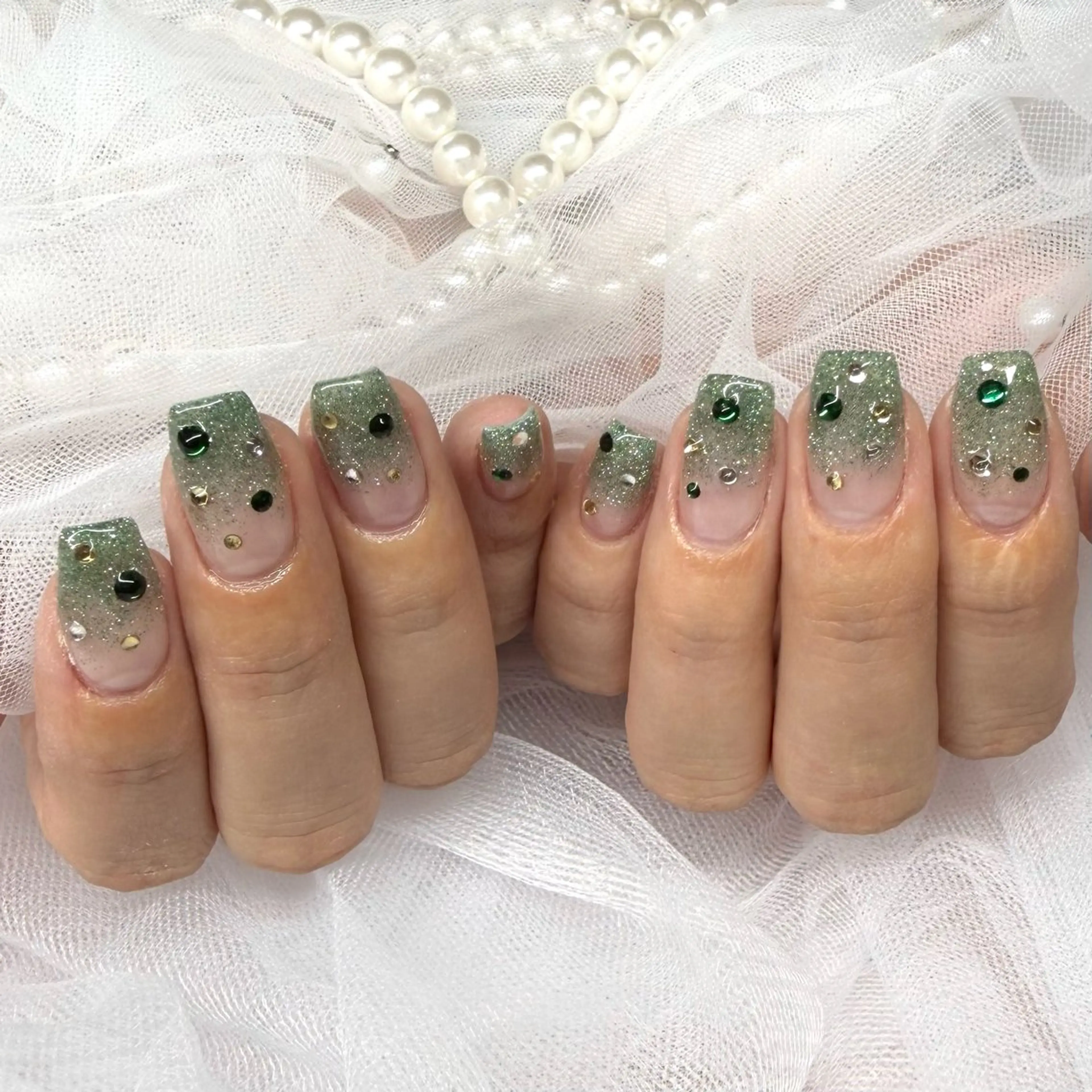 ネイル フラッシュネイル ラメ(グリッター) ラメグラデーション Nailsalon MeMe YUMIのネイルデザイン