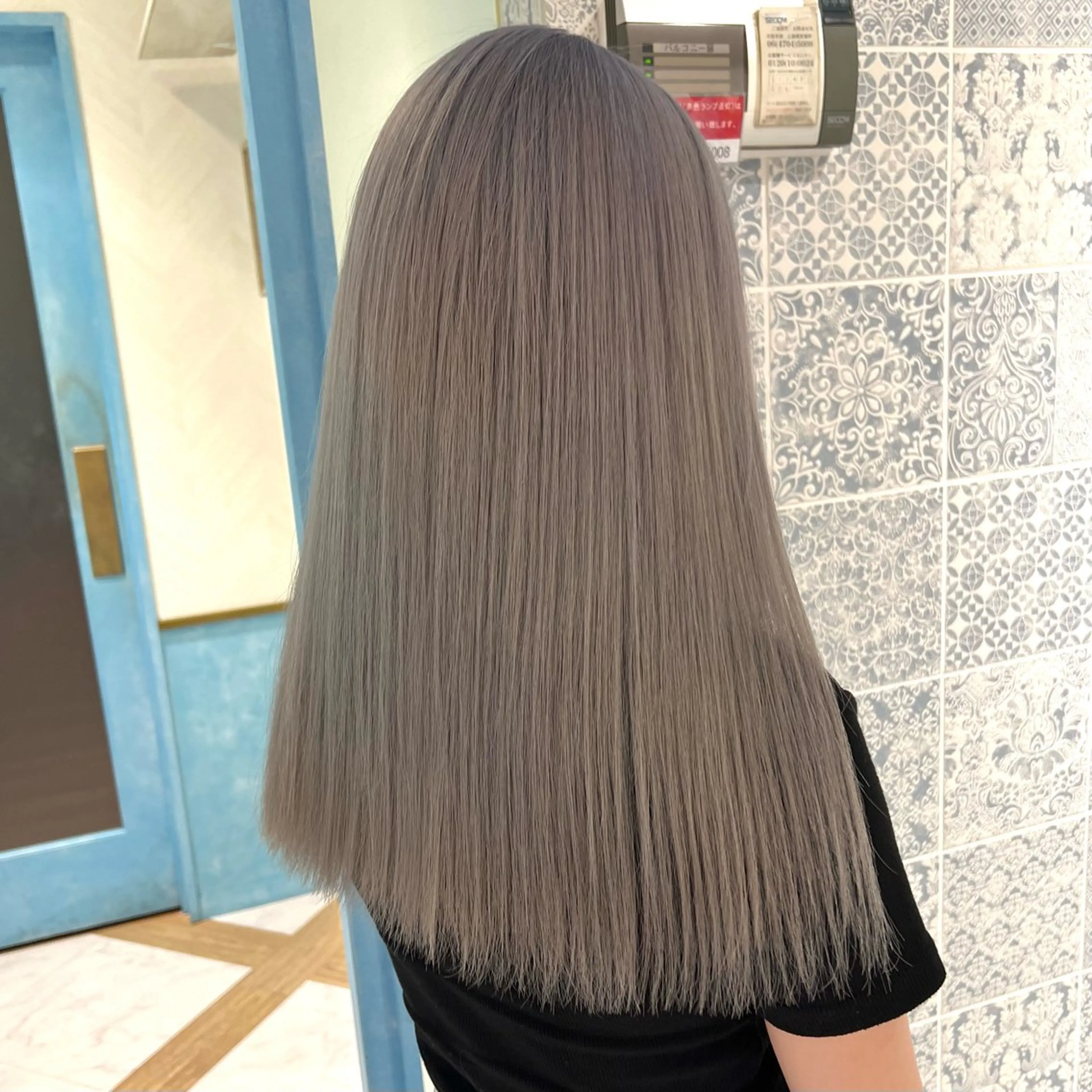 セミロング ヘアカラー 色気レイヤースタイル 洒落色気ヘアマサトのヘアスタイル