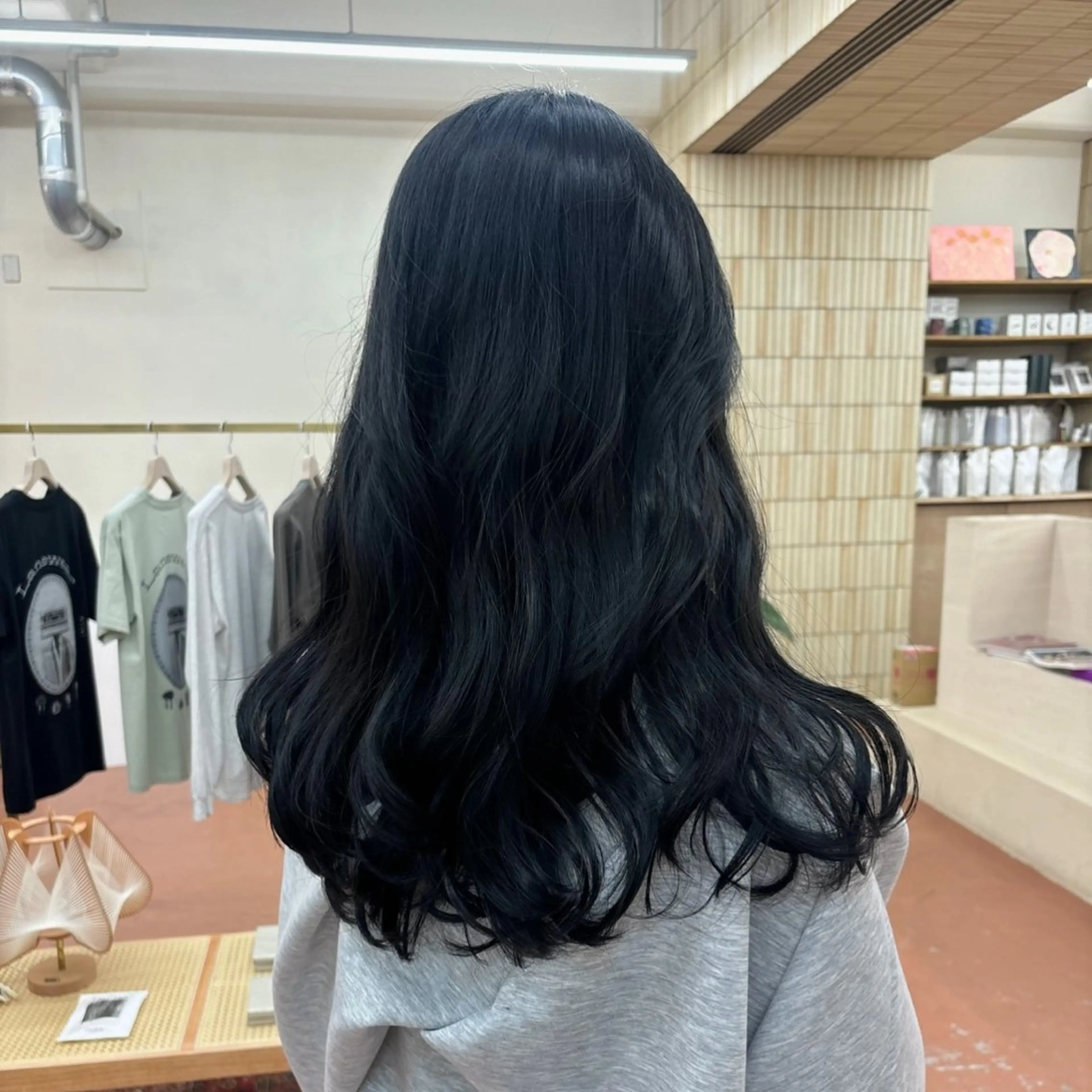 ロング カラー 山内 瑠莉のヘアスタイル