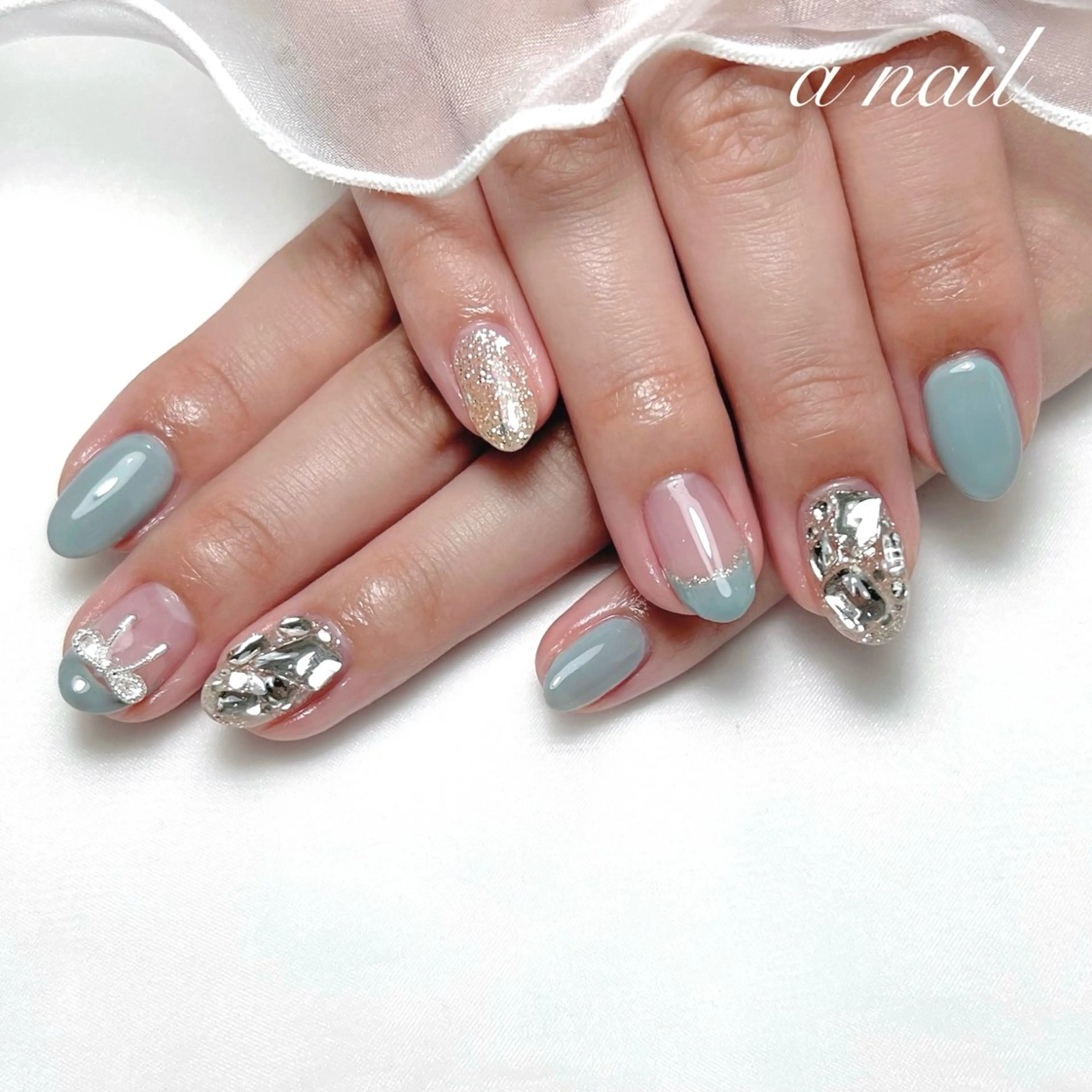 ネイル フレンチネイル 持ち込み リボン ハンドネイル Salon_ a.nailのネイルデザイン