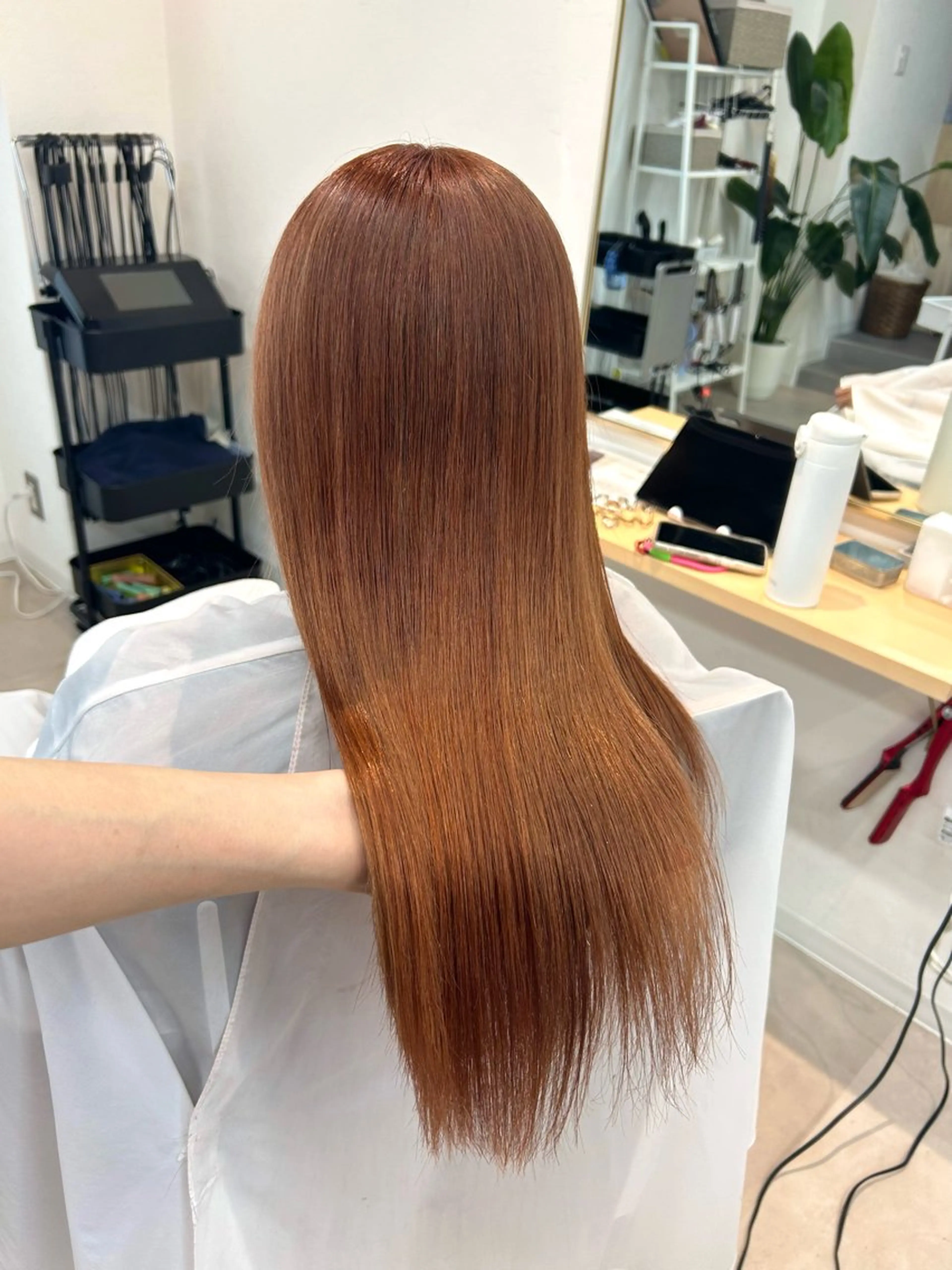 ロング カラー ブラウンカラー オレンジ オレンジブラウン カット ヘアカラー トリートメント 艶カラー/レイヤー/ ハイトーン/まなみのヘアスタイル