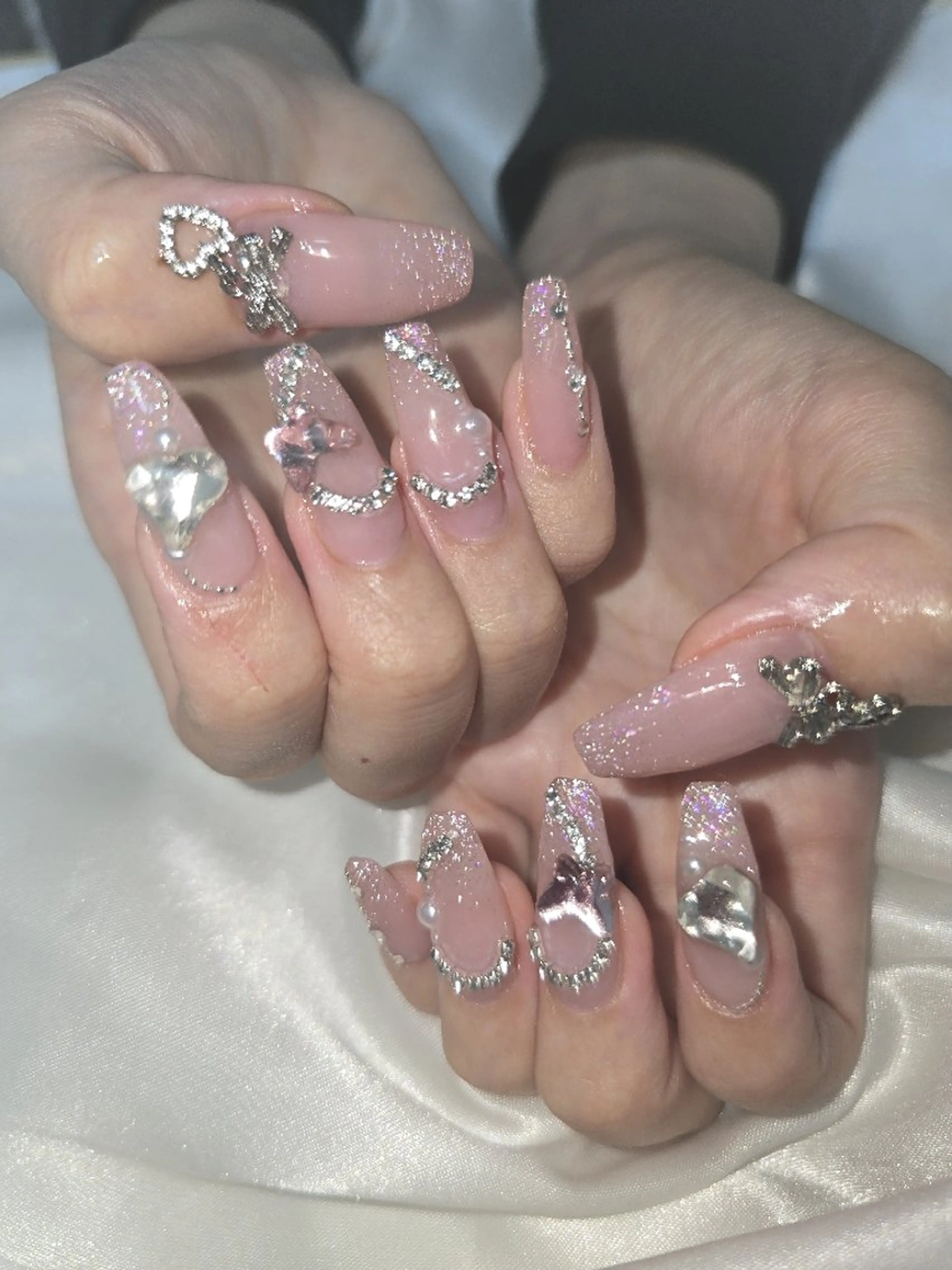 ネイル ビジュード ネイルのネイルデザイン